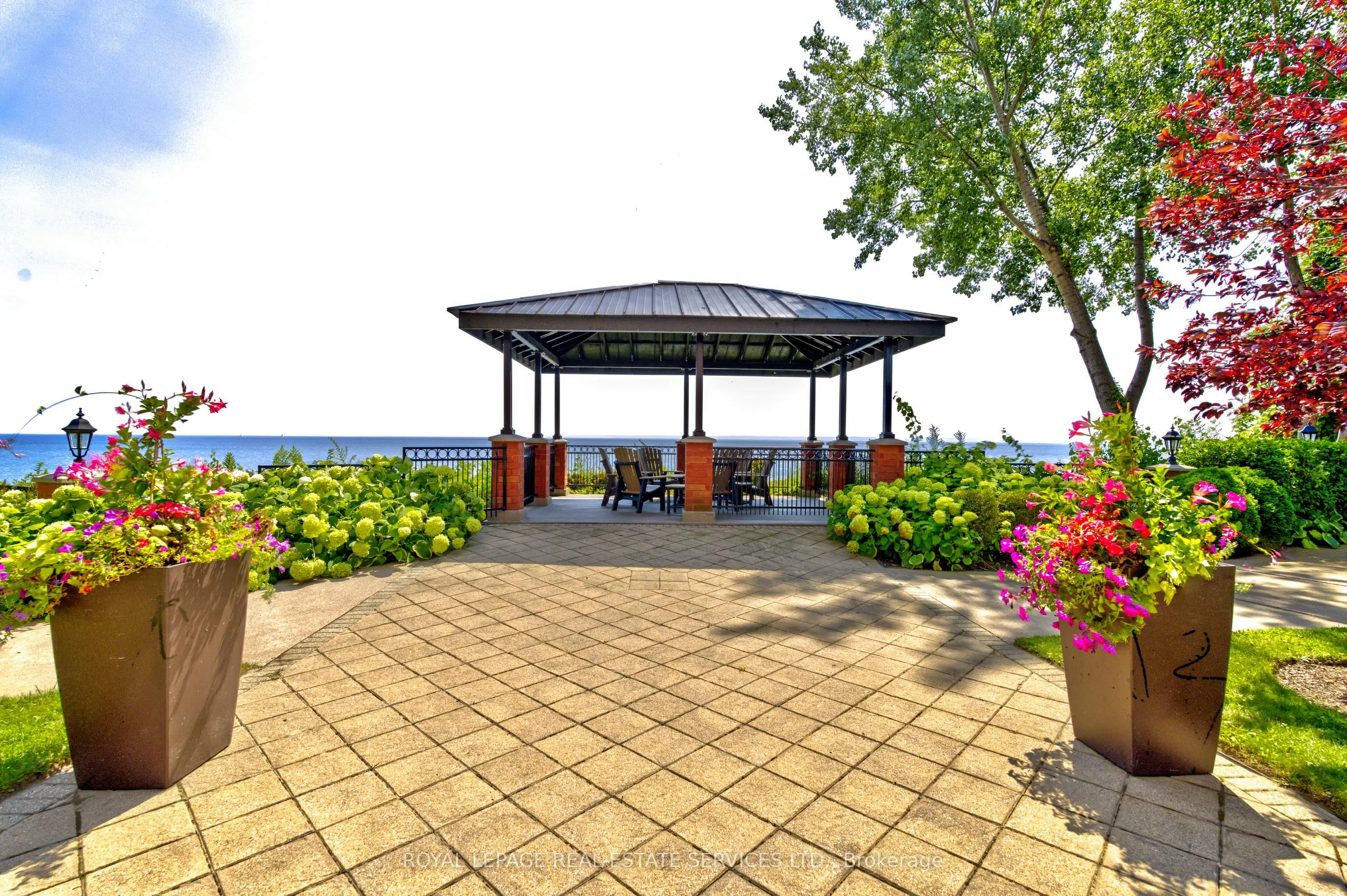 5340 Lakeshore Road, #406