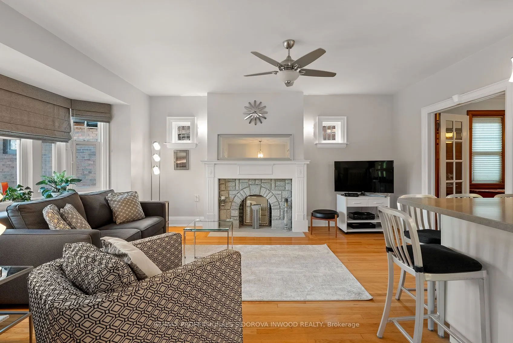 96 Evelyn Crescent