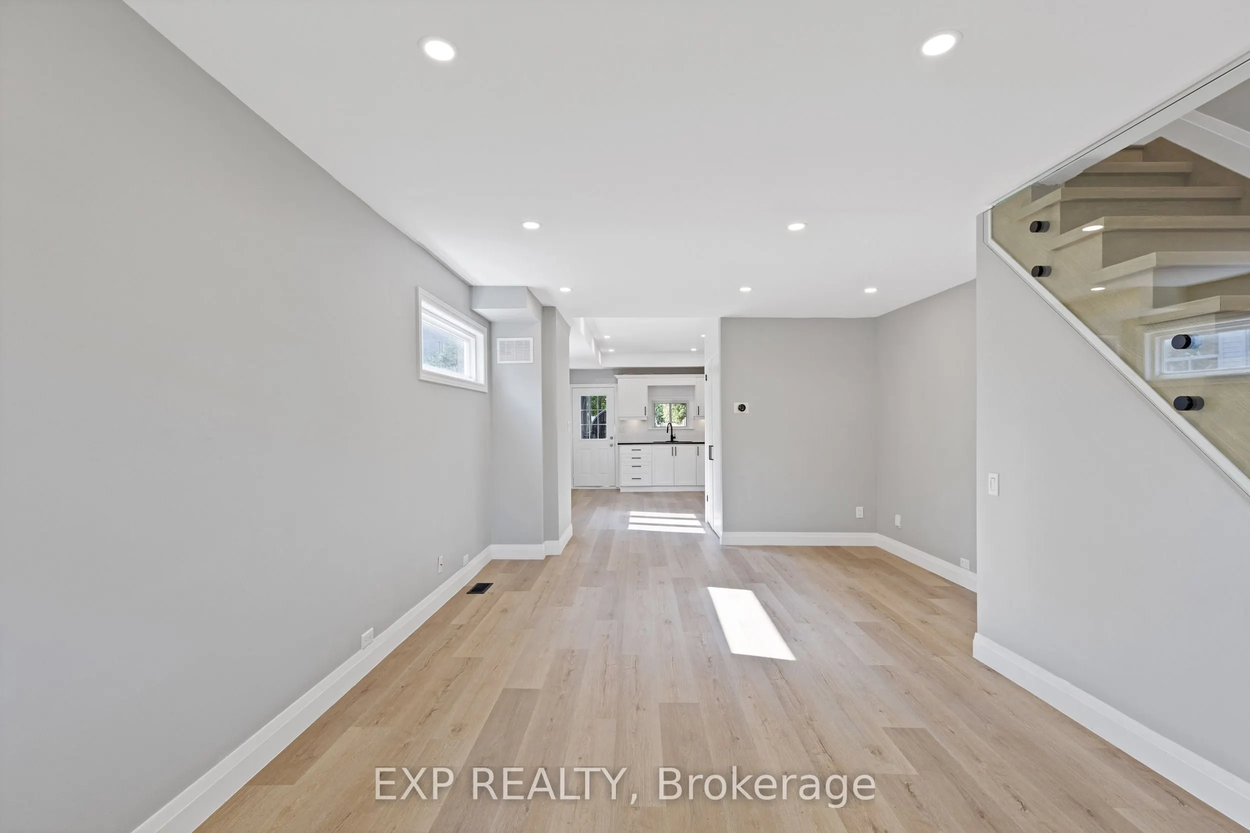15 Eileen Avenue
