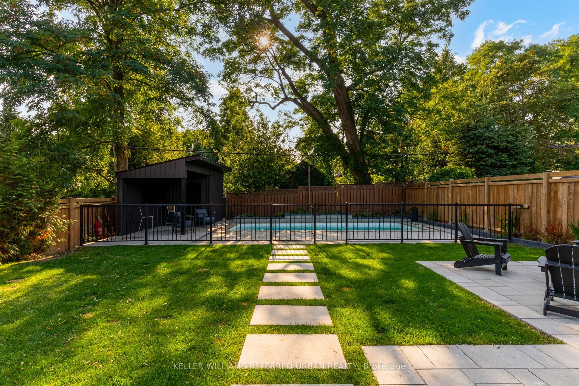 182 Queens Avenue