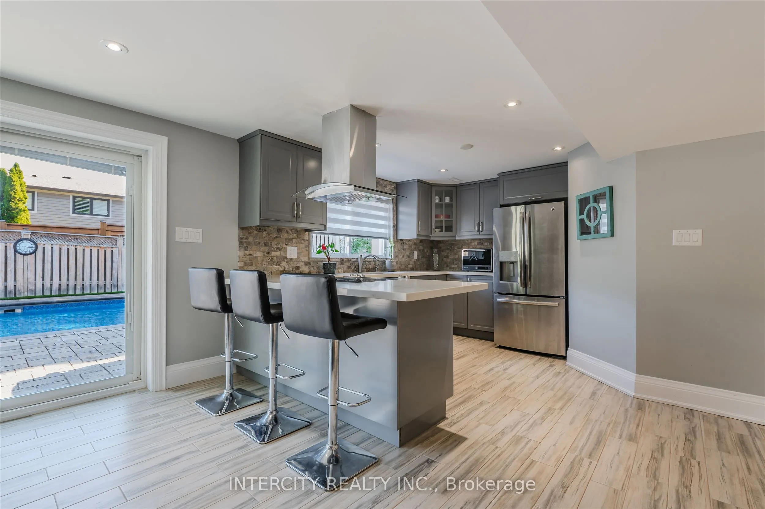 146 Connaught Crescent