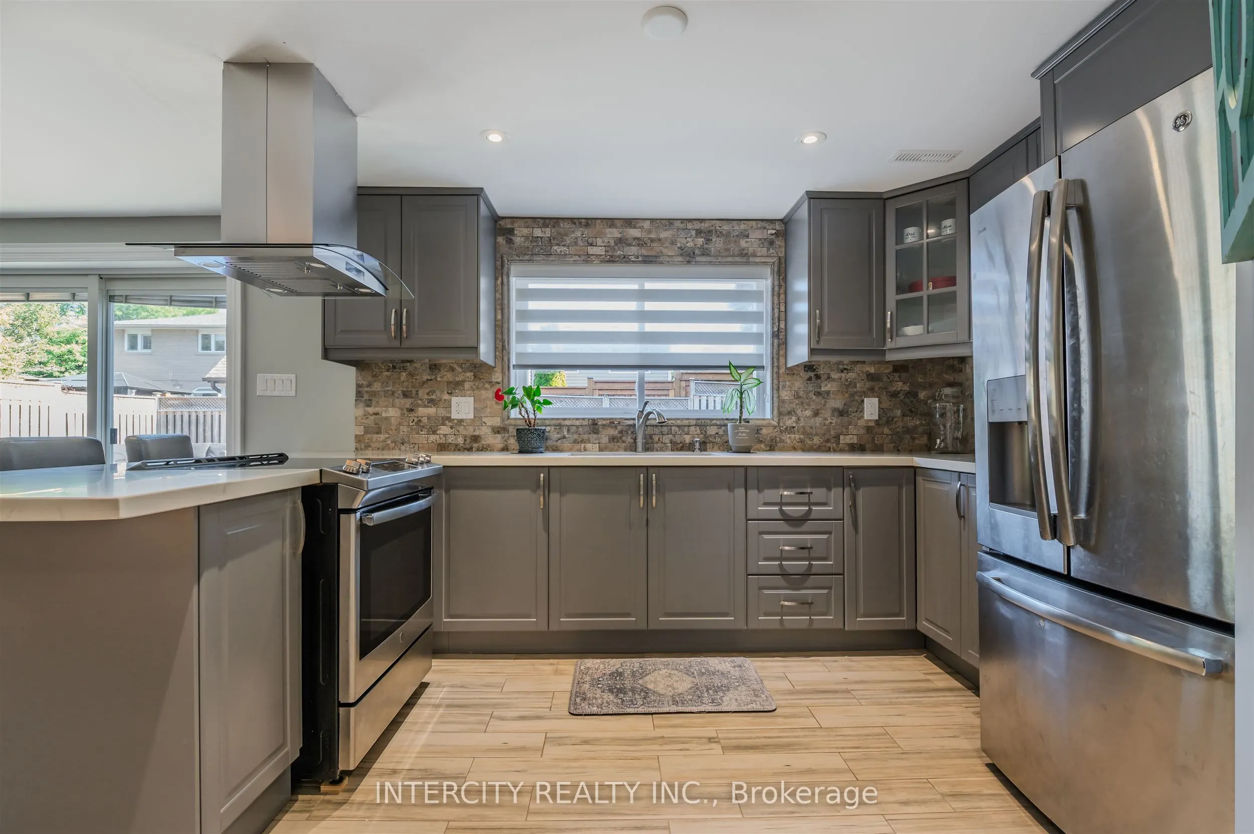 146 Connaught Crescent