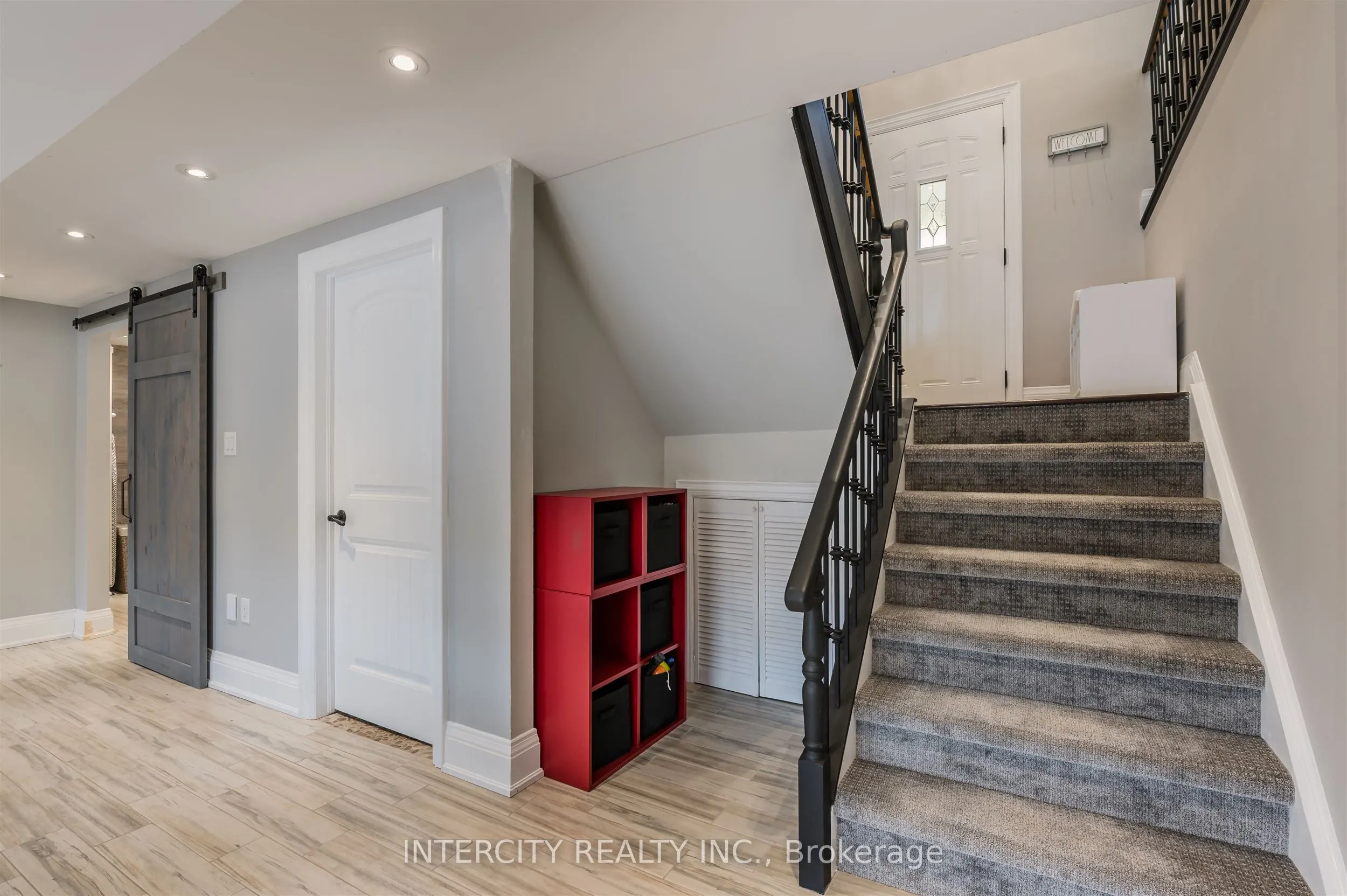 146 Connaught Crescent