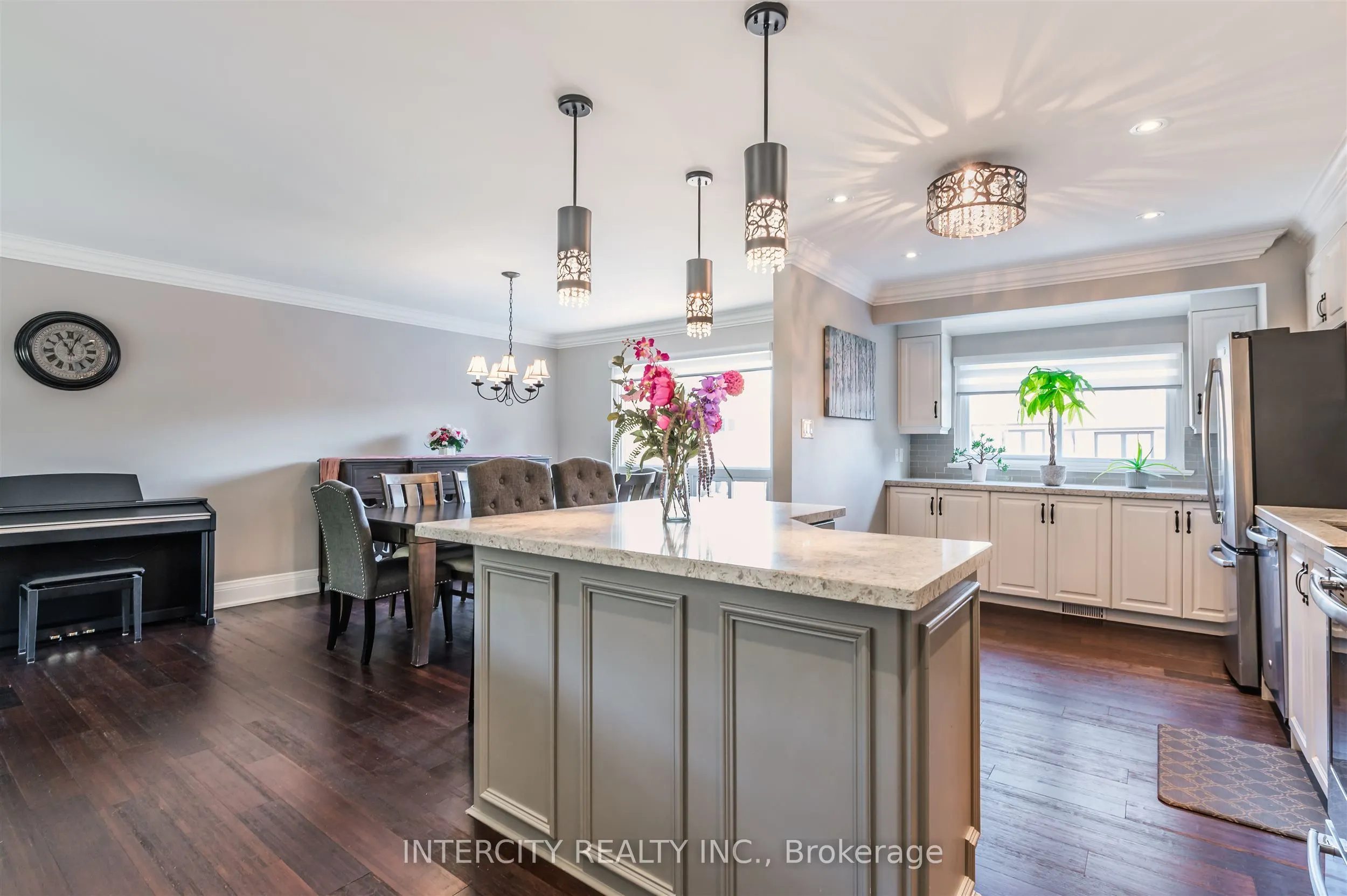 146 Connaught Crescent