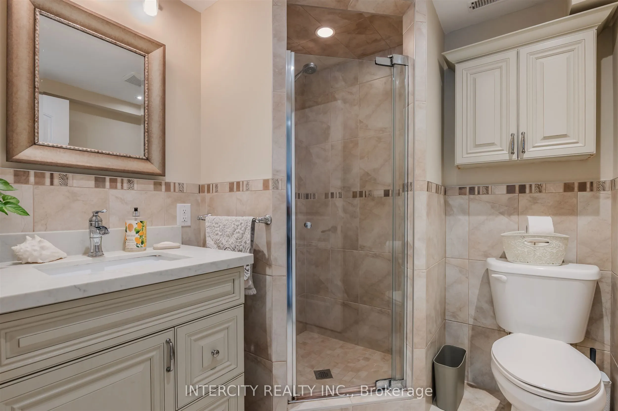 146 Connaught Crescent