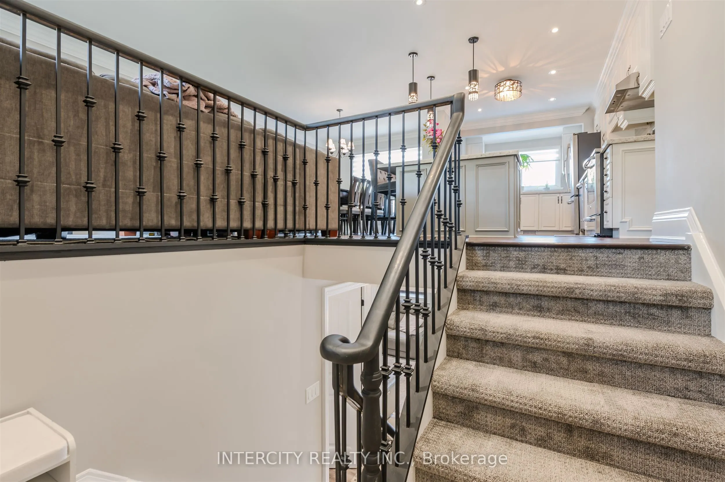 146 Connaught Crescent