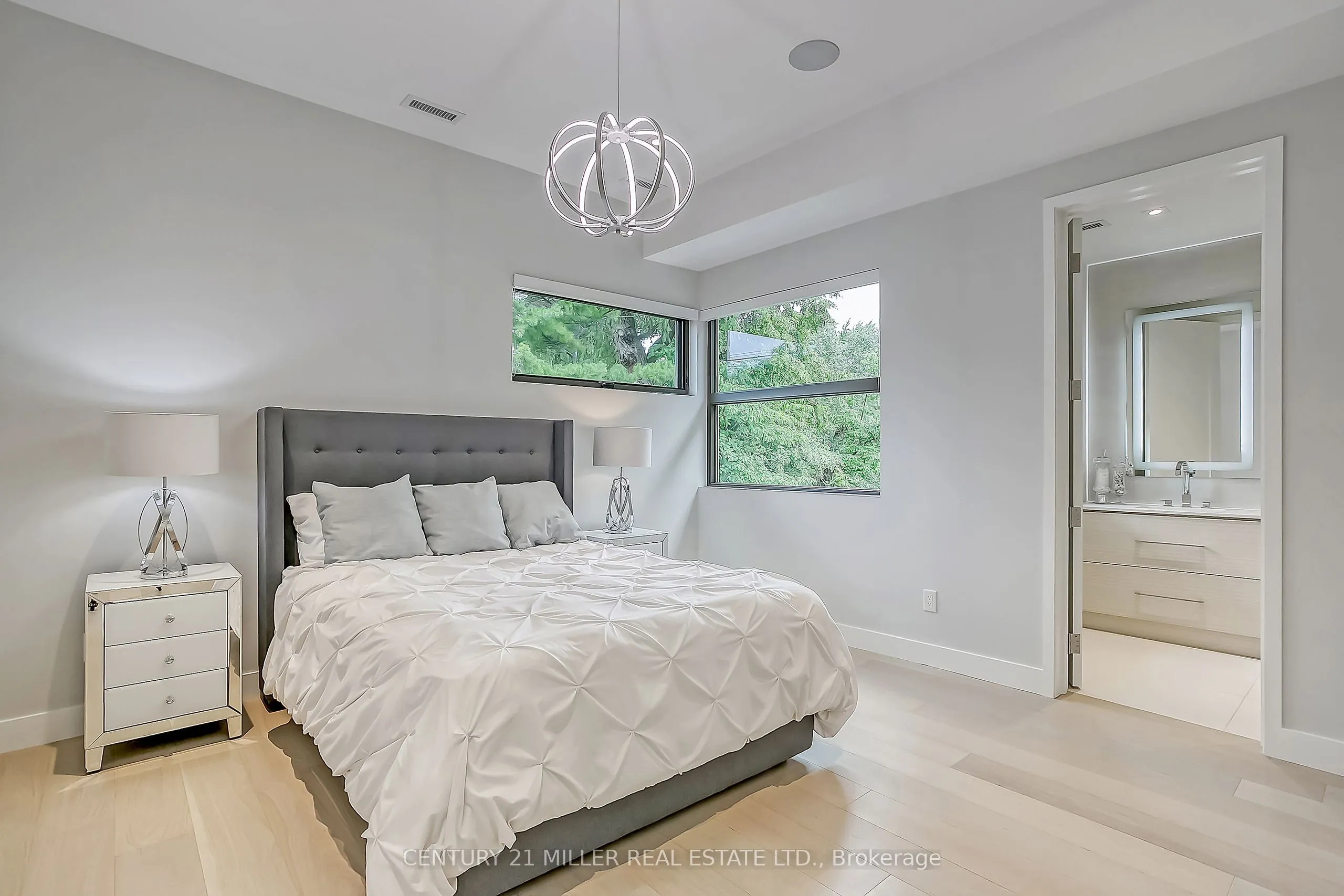 421 Chartwell Road