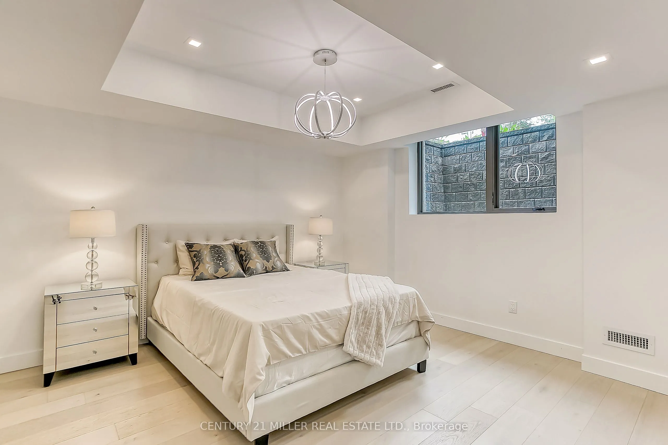 421 Chartwell Road