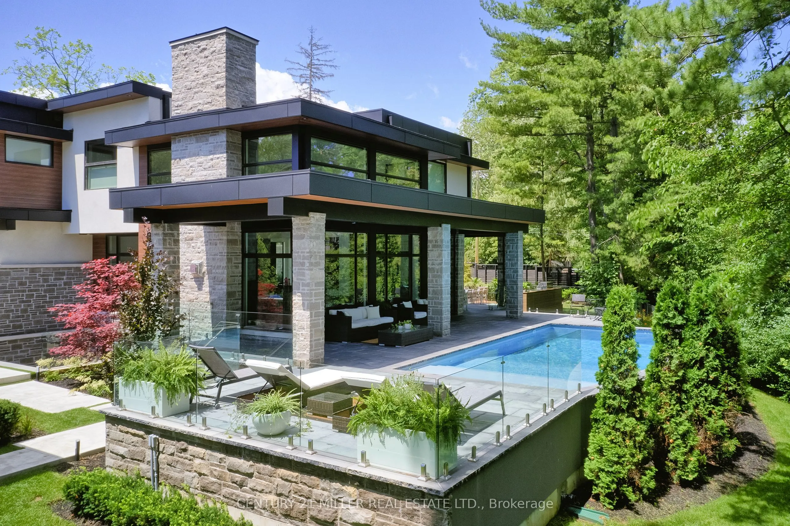 421 Chartwell Road