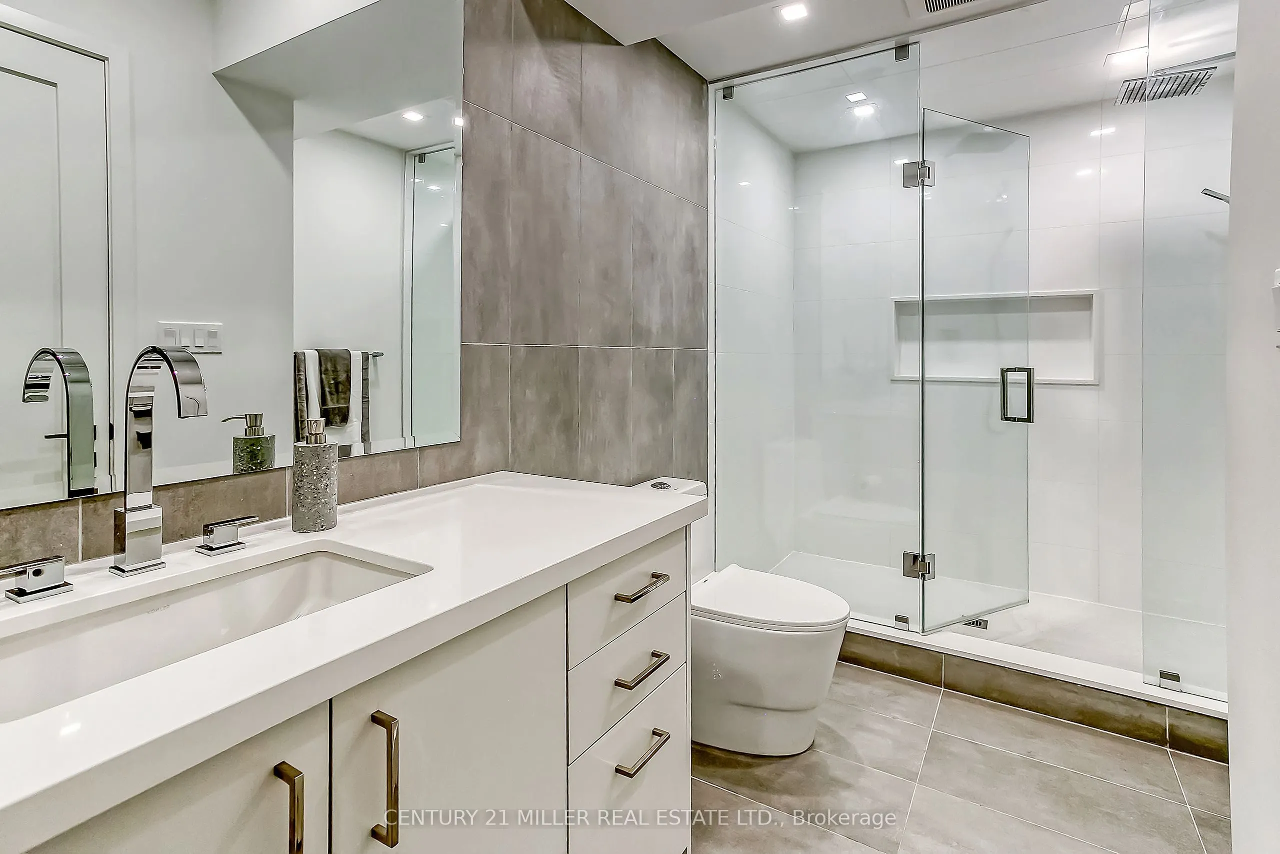 421 Chartwell Road