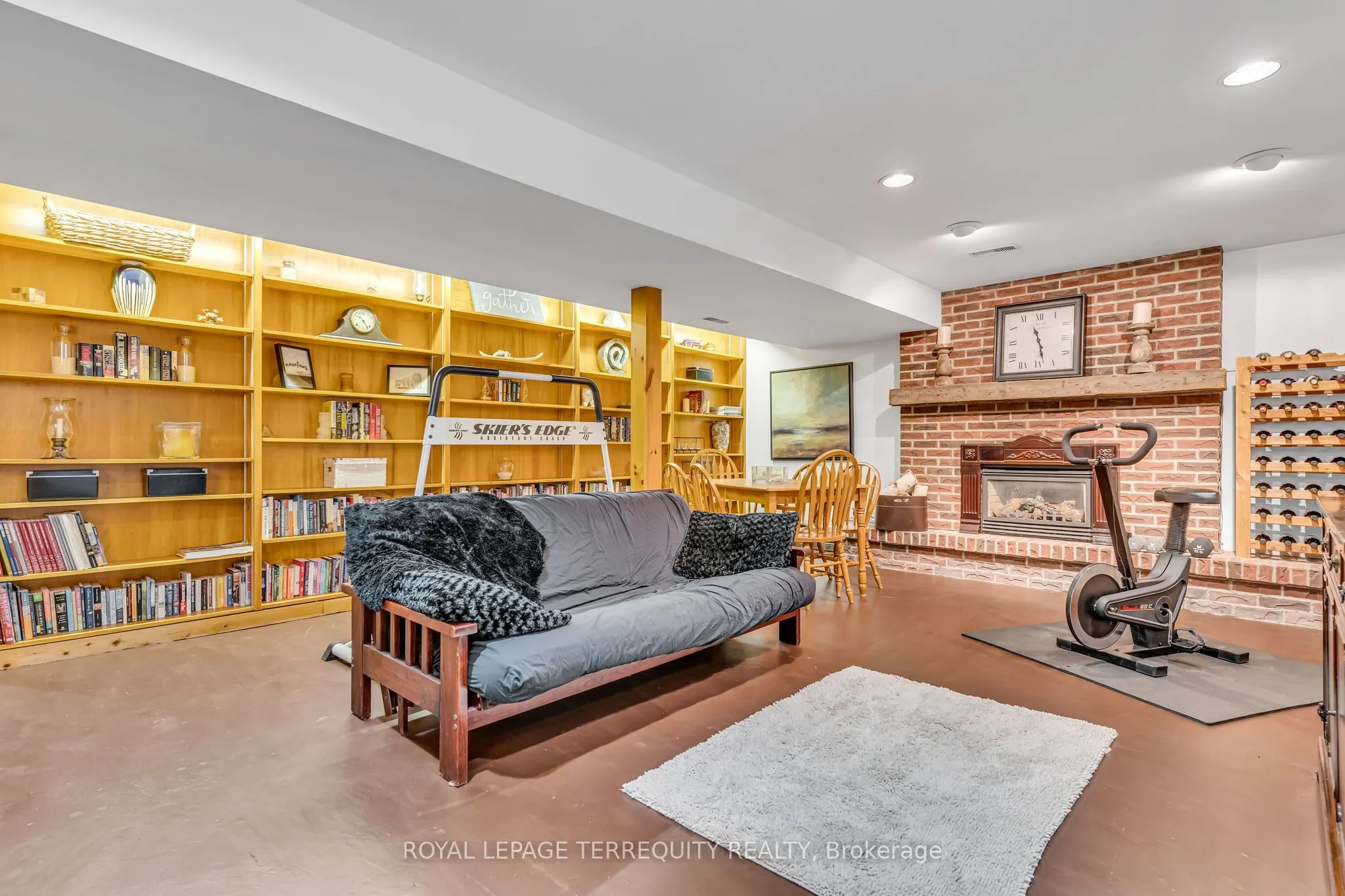 3521 Pinesmoke Crescent