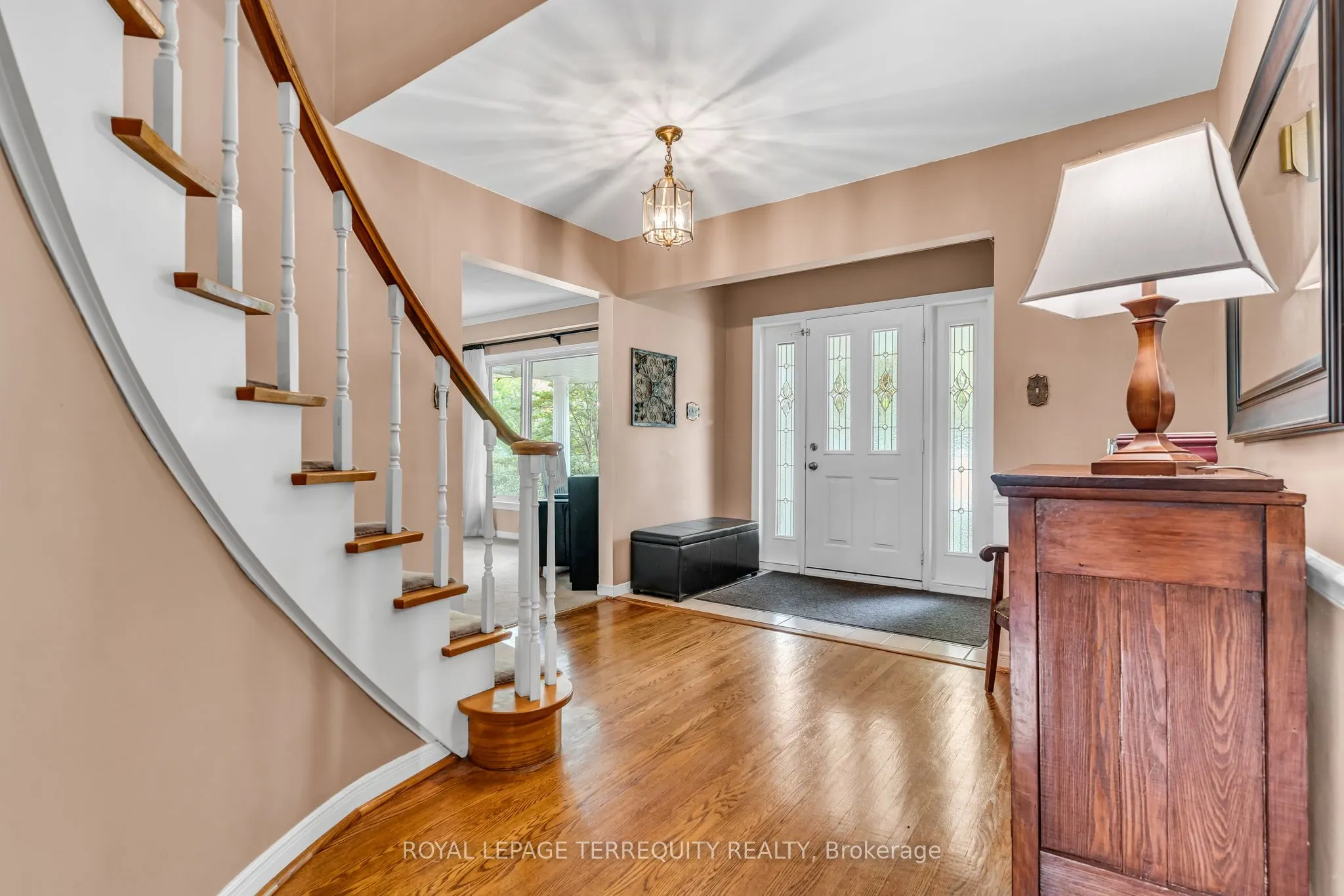 3521 Pinesmoke Crescent