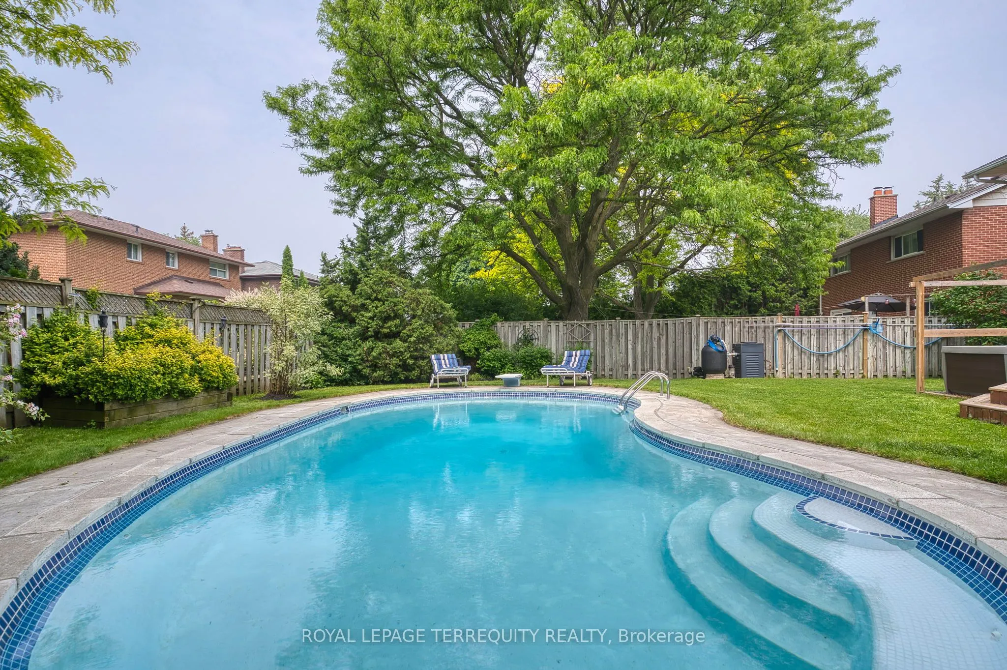 3521 Pinesmoke Crescent