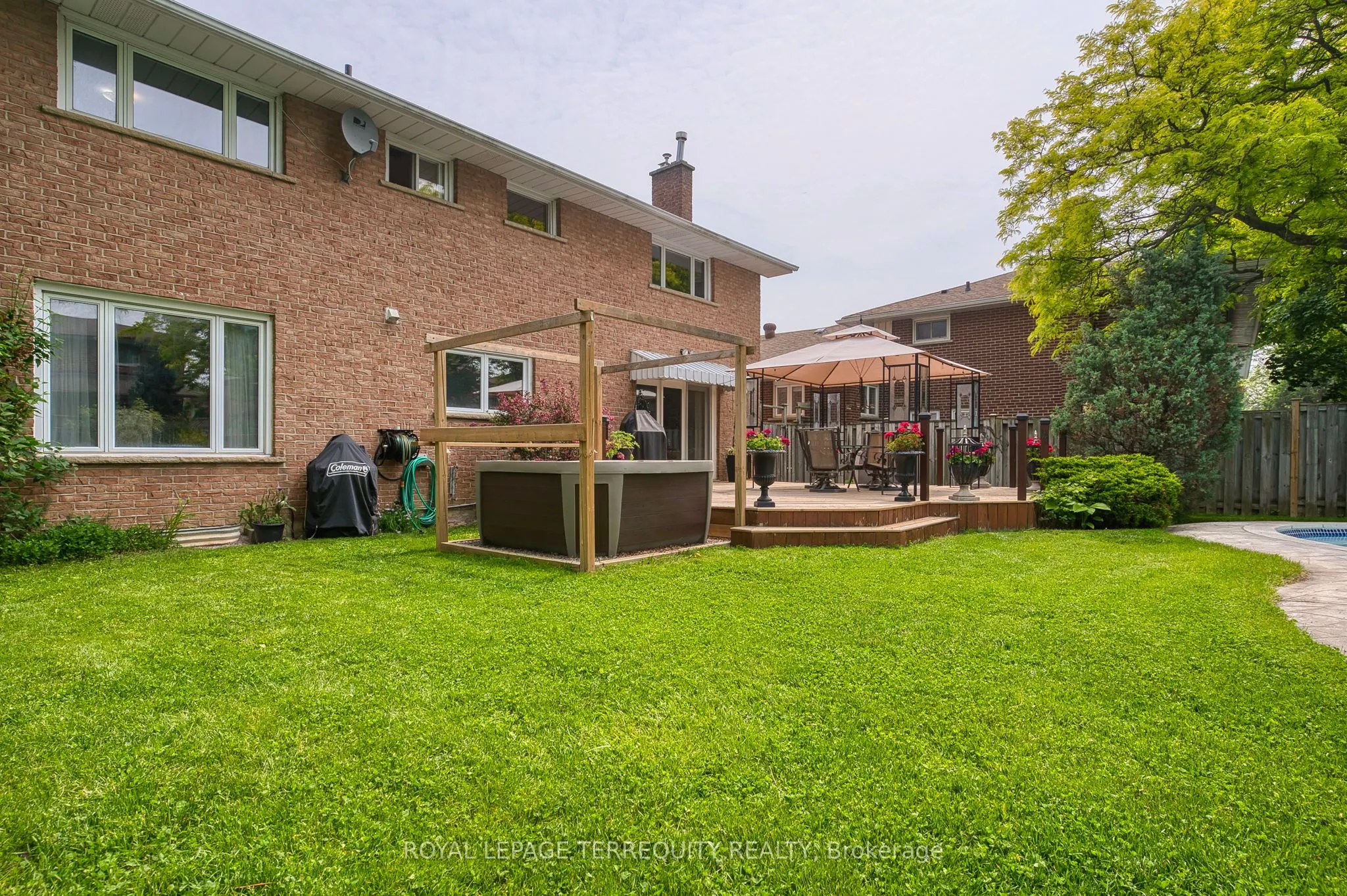 3521 Pinesmoke Crescent
