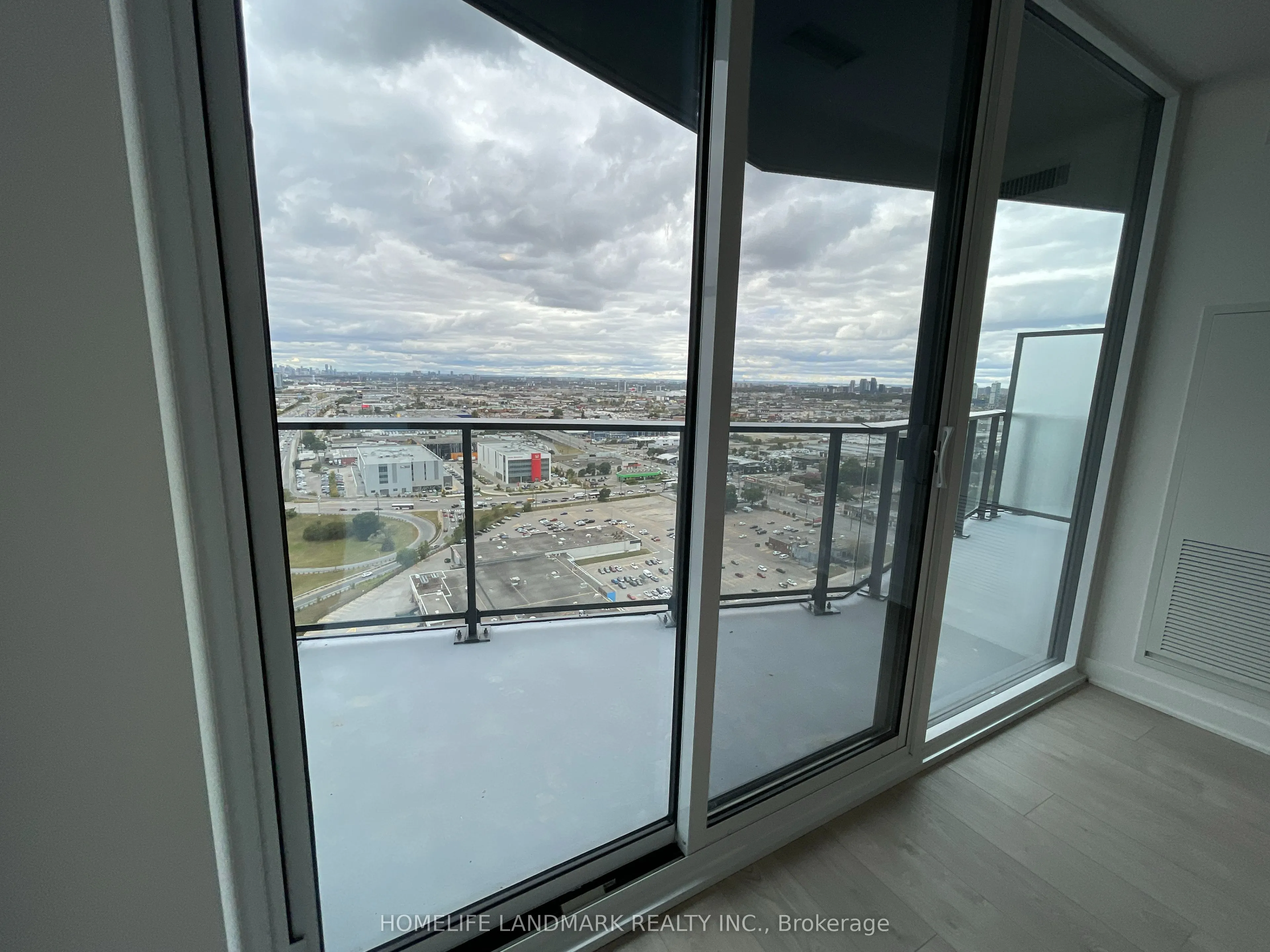 36 Zorra Street, #2802