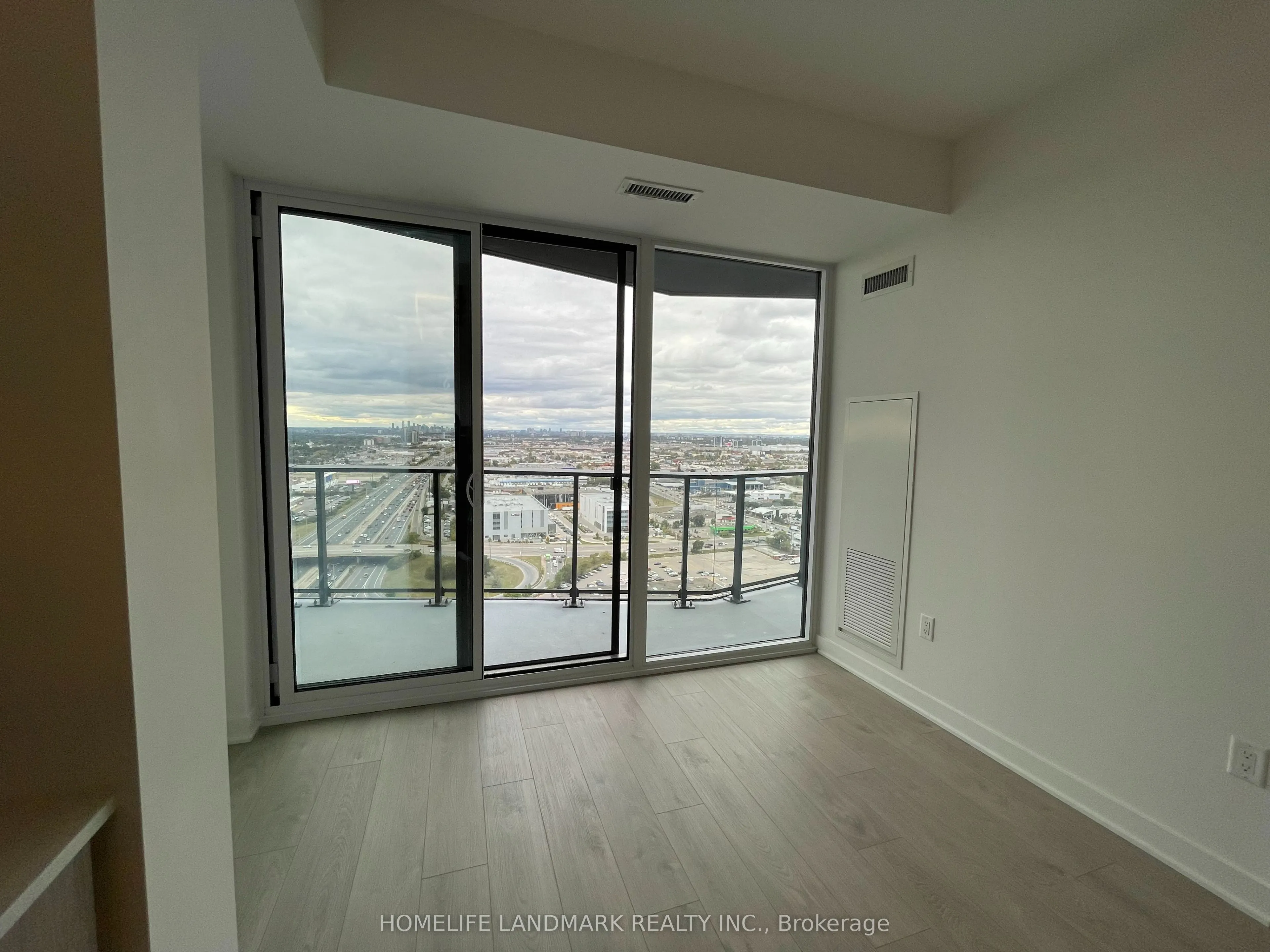 36 Zorra Street, #2802