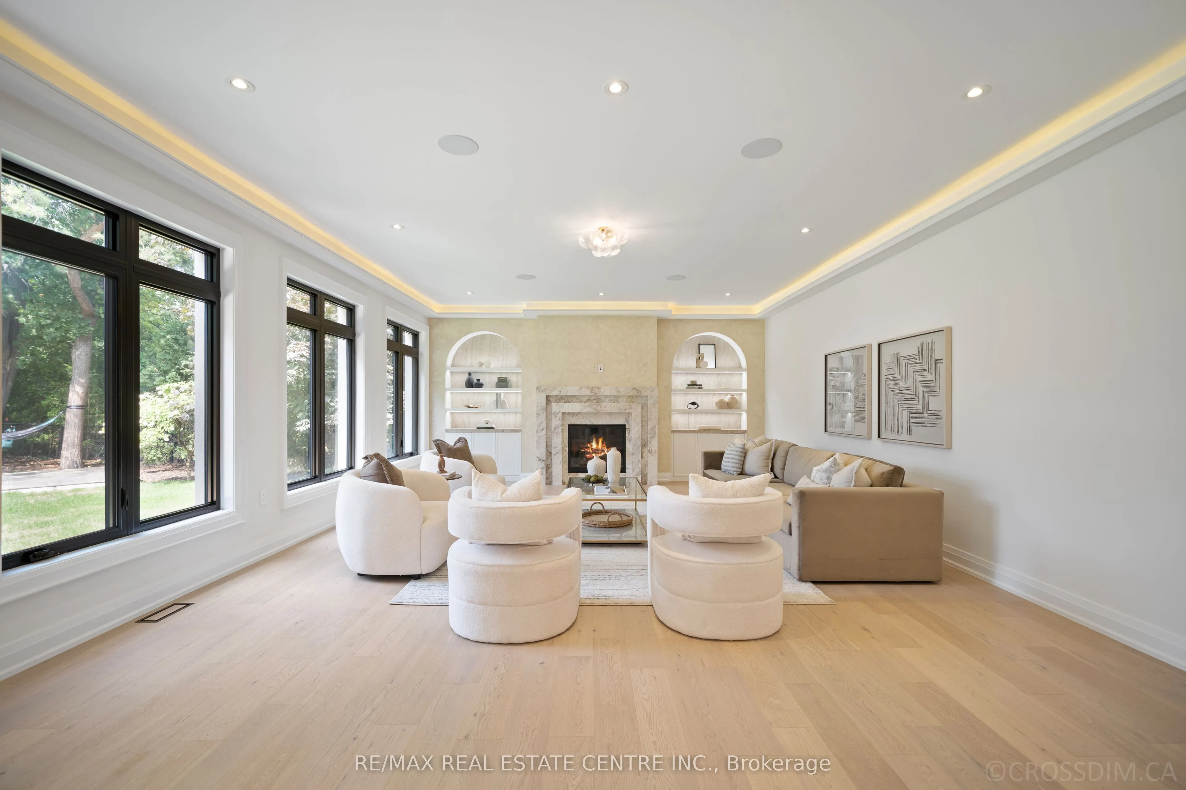 1065 Rebecca Street