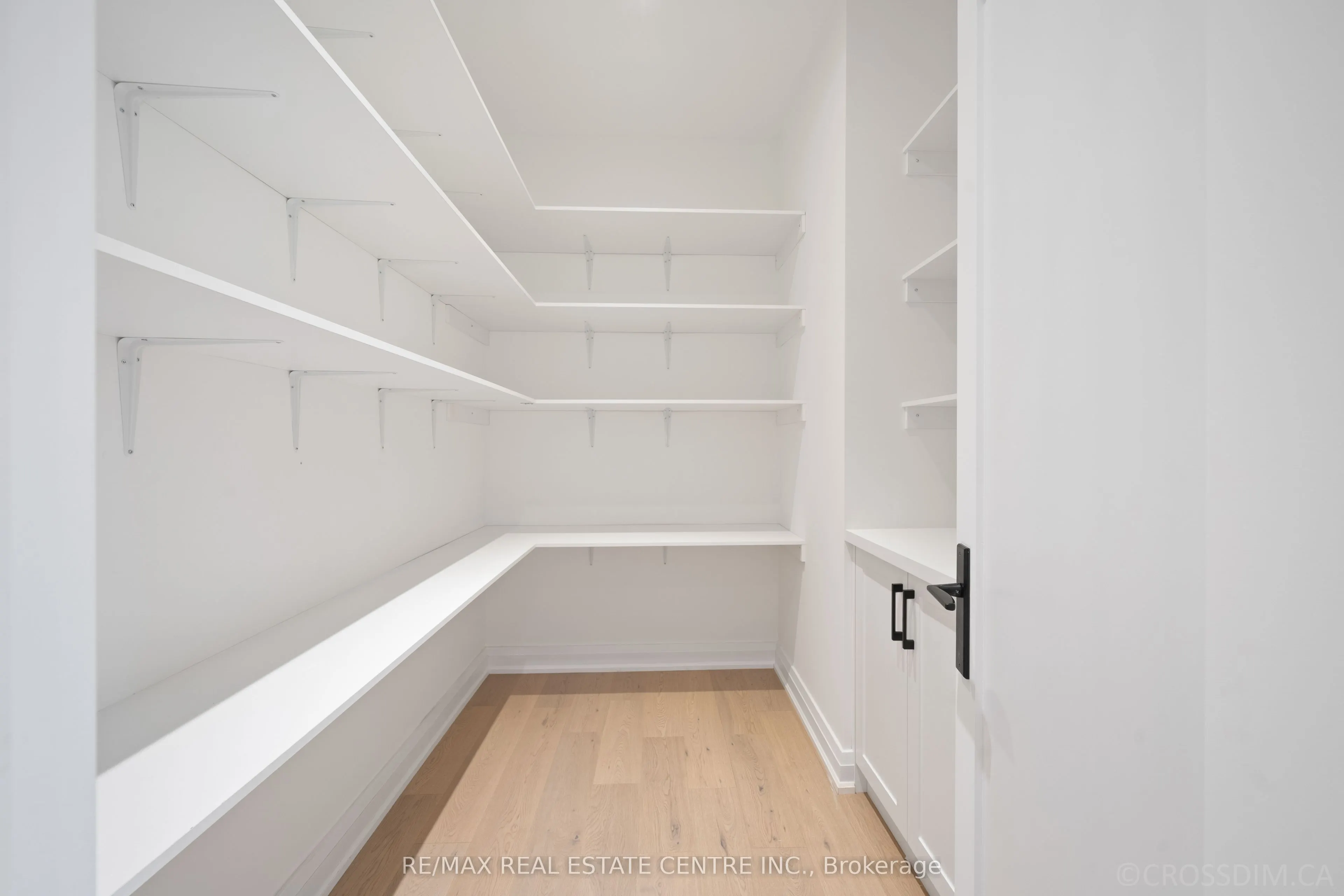 1065 Rebecca Street
