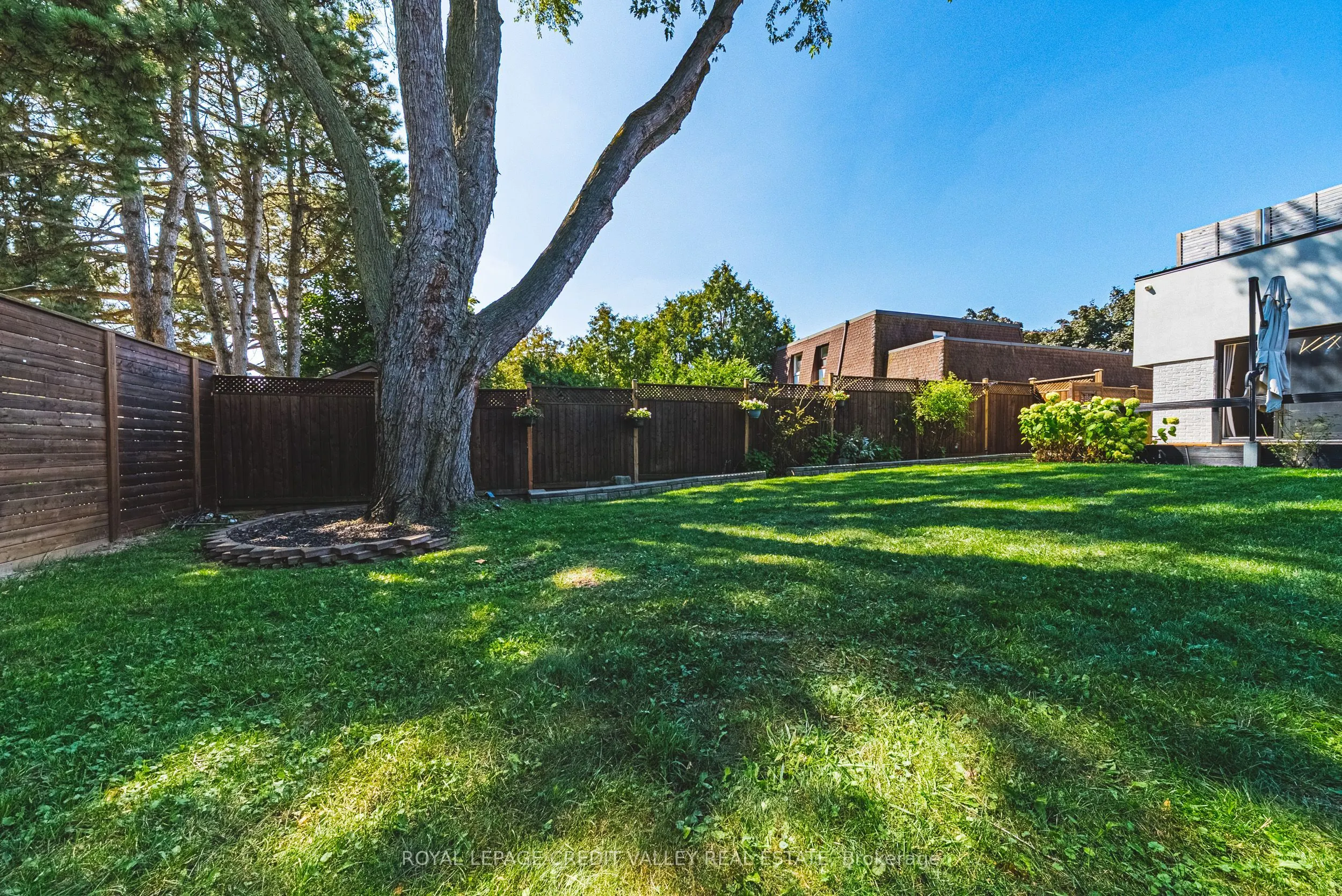 618 Santee Gate
