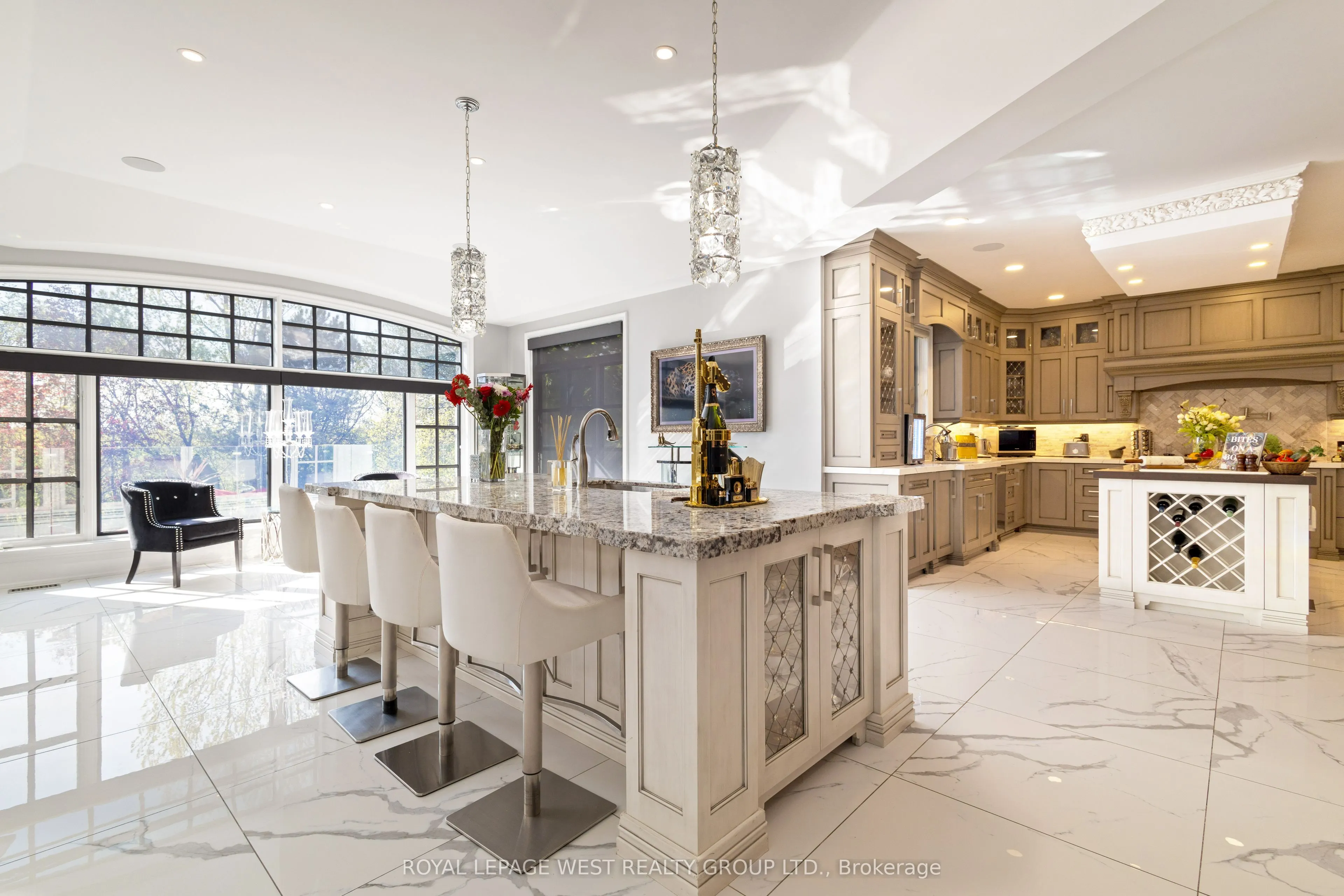 24 McArthur Heights