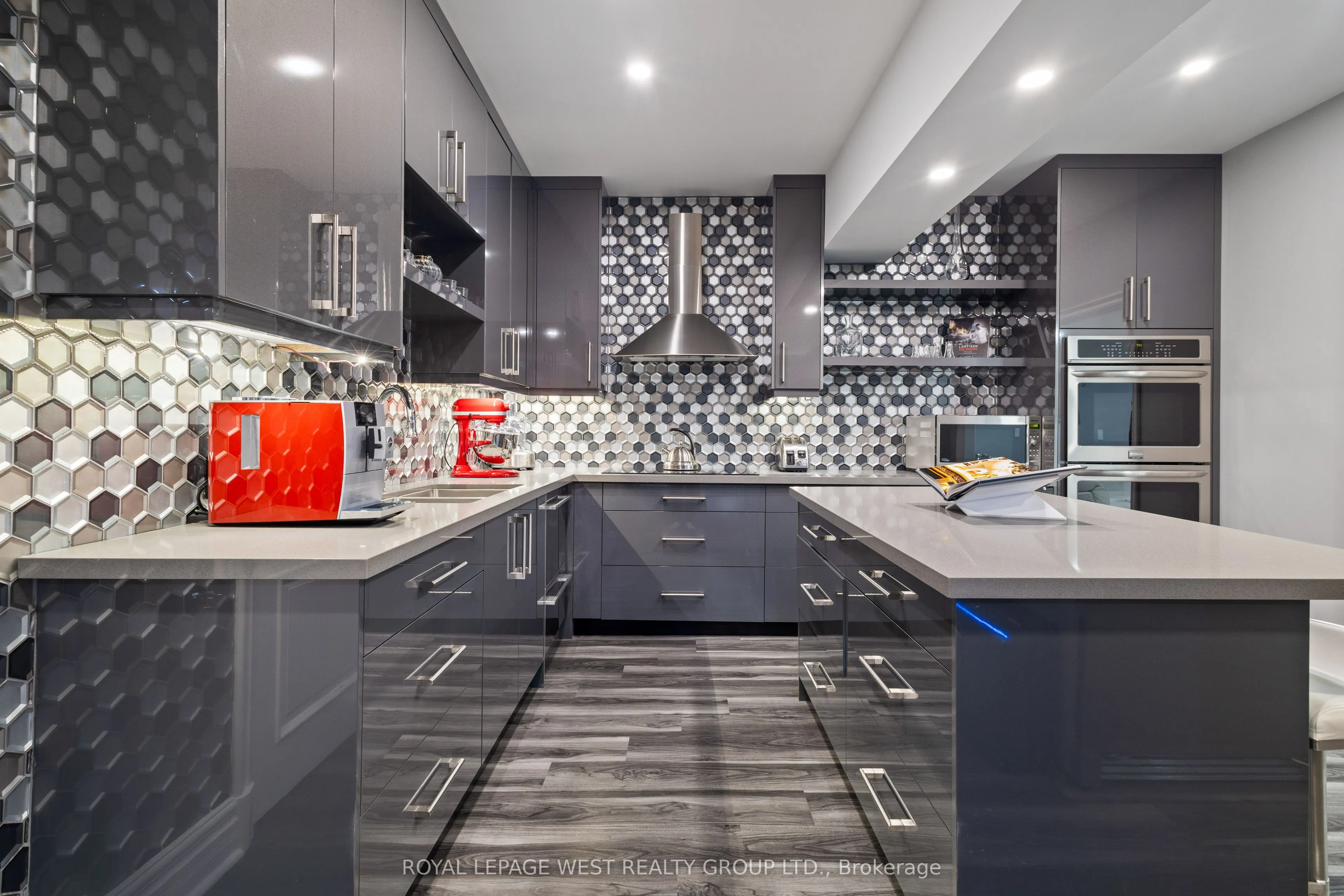 24 McArthur Heights