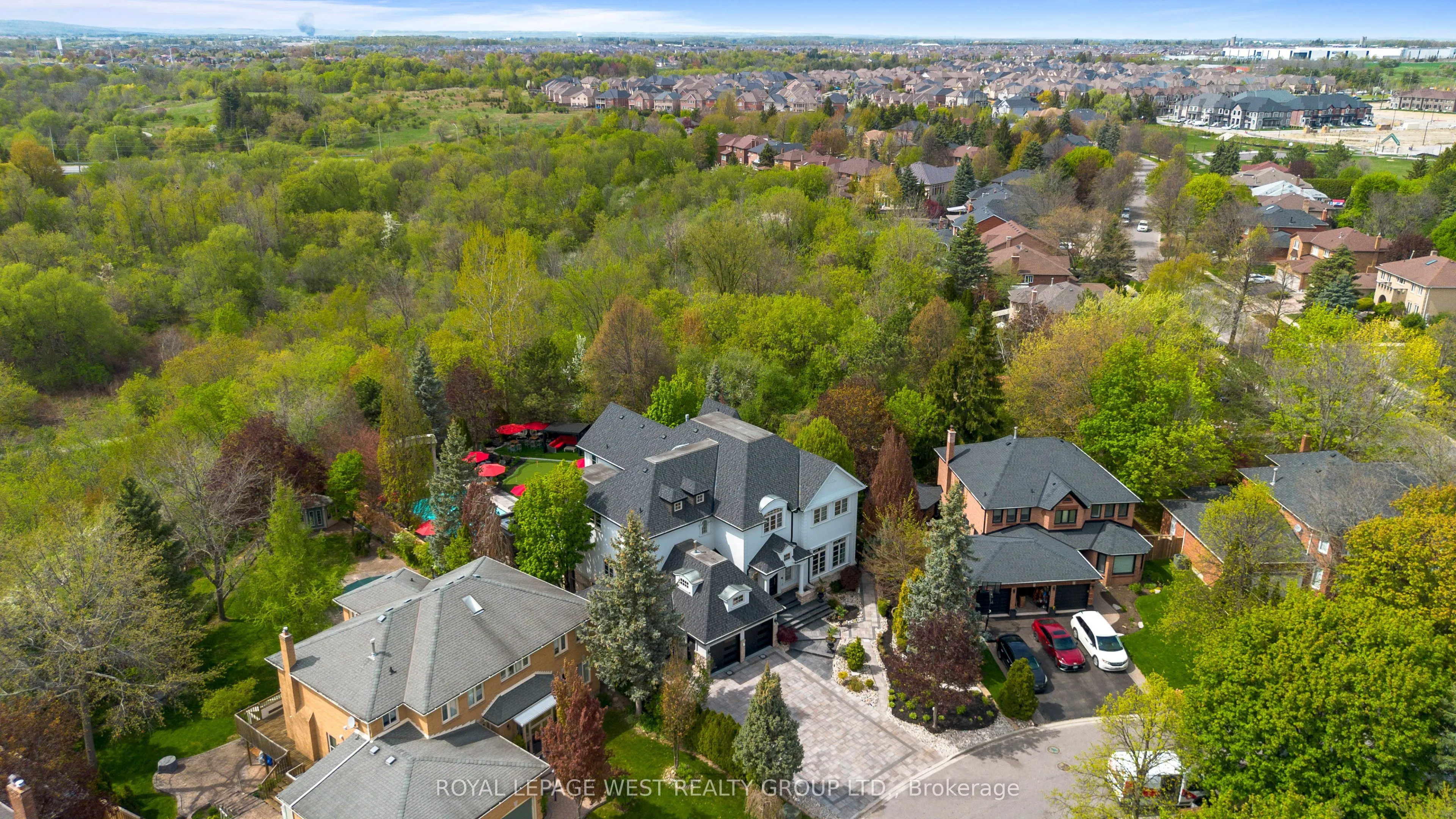 24 McArthur Heights
