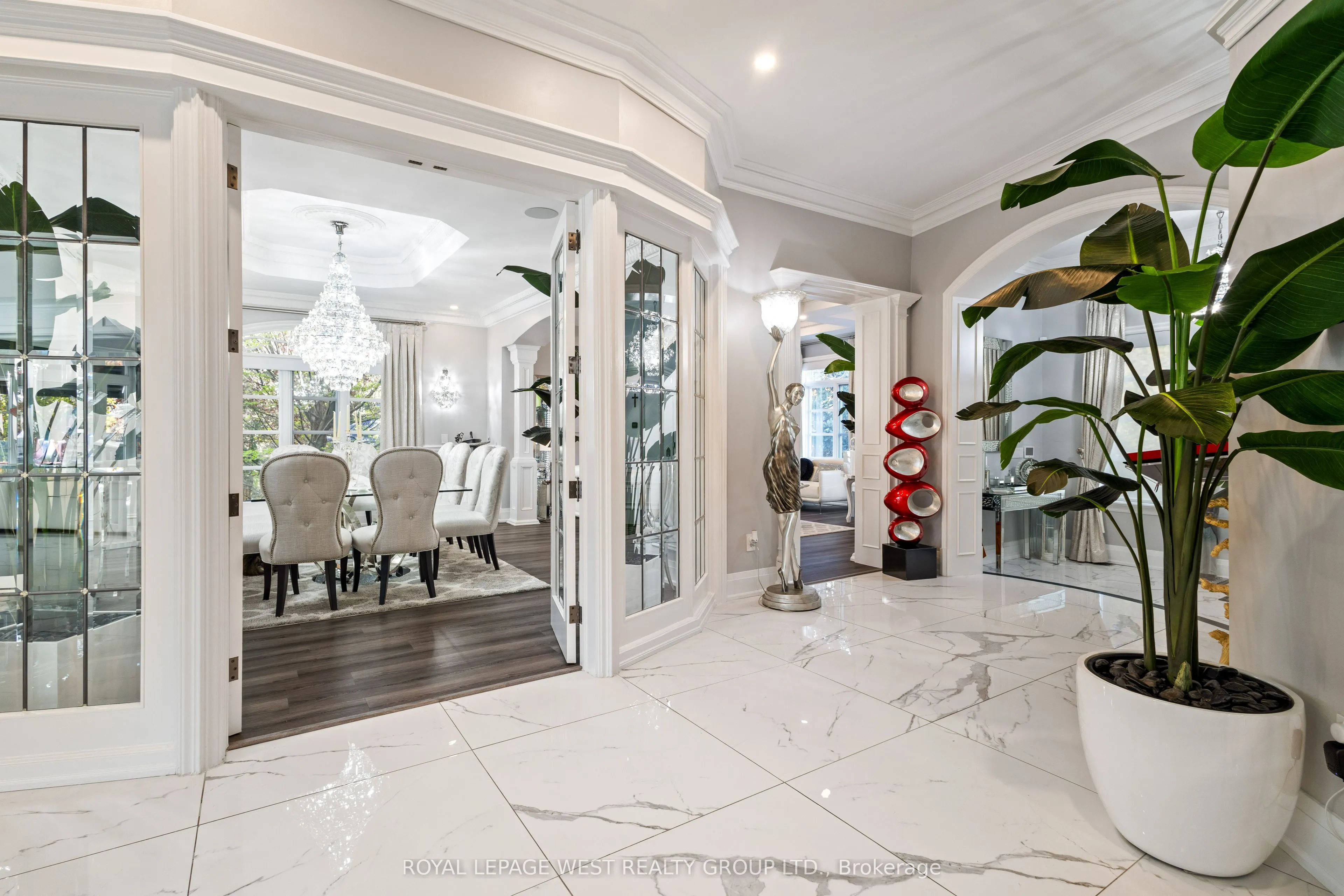 24 McArthur Heights
