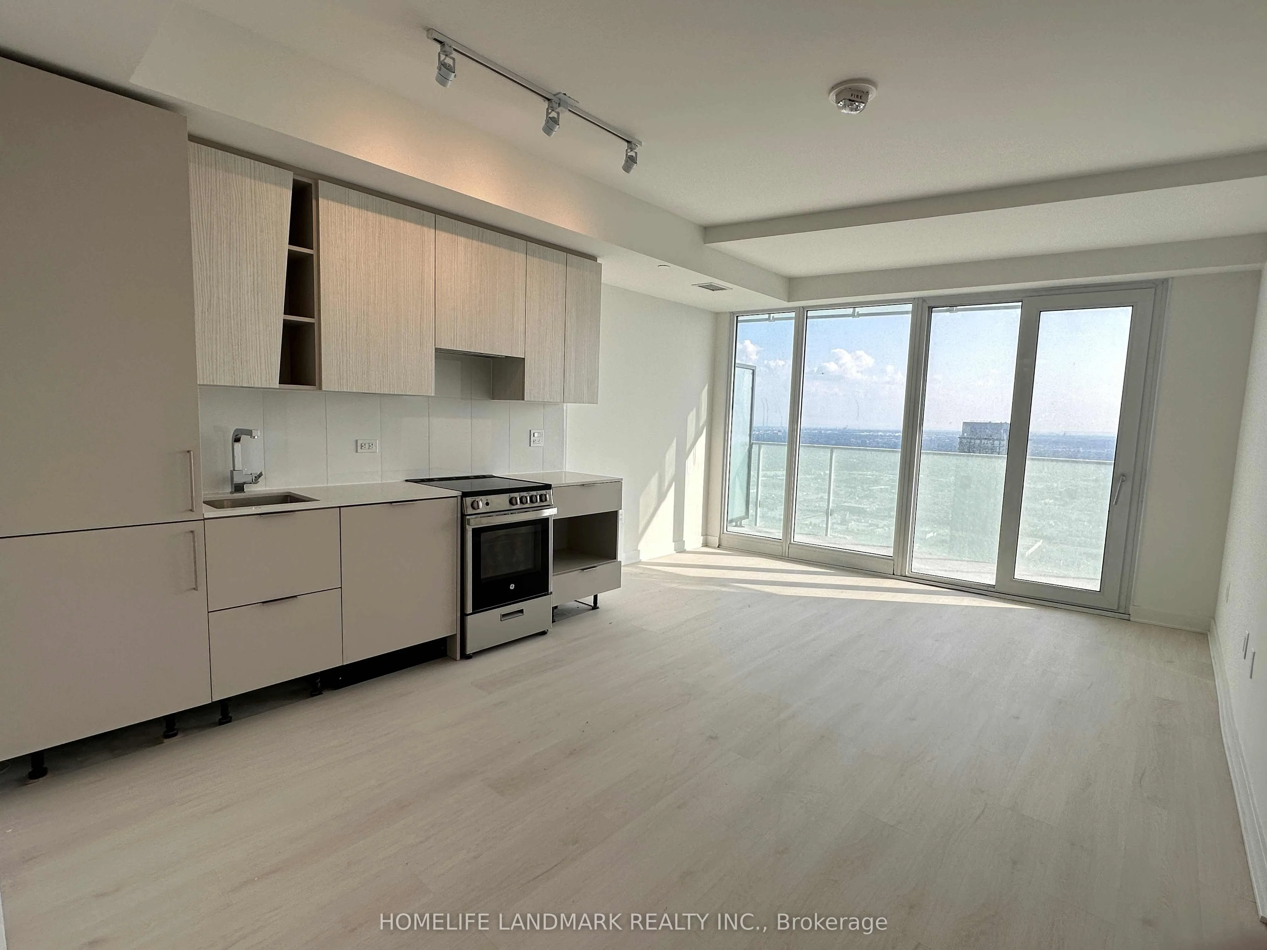 3900 Confederation Parkway, #5005