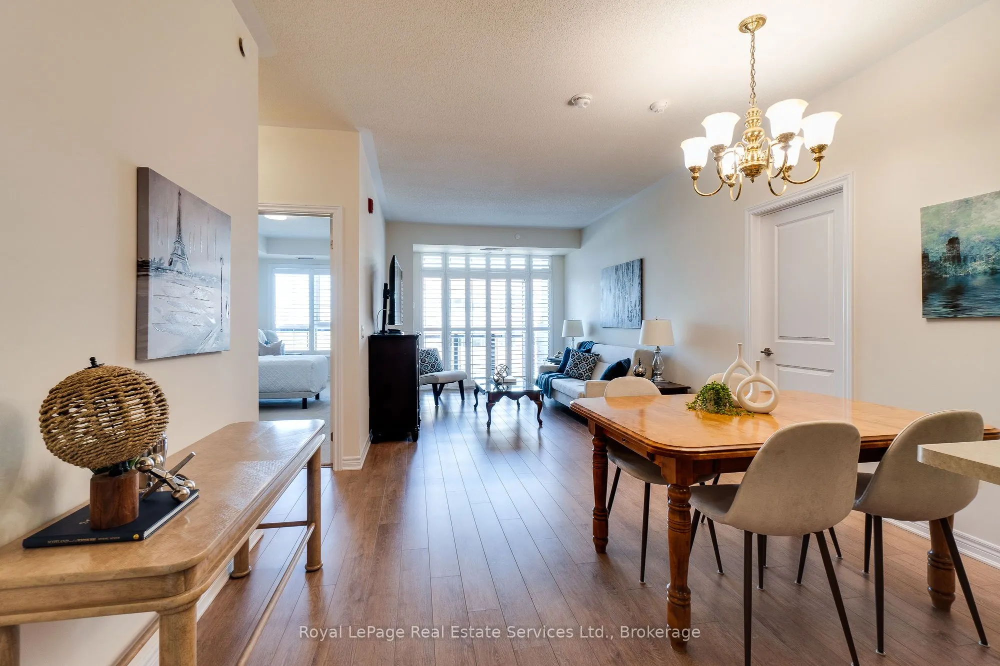 216 Oak Park Boulevard, #411