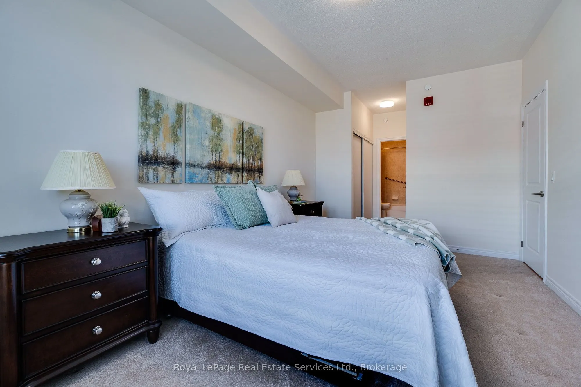 216 Oak Park Boulevard, #411
