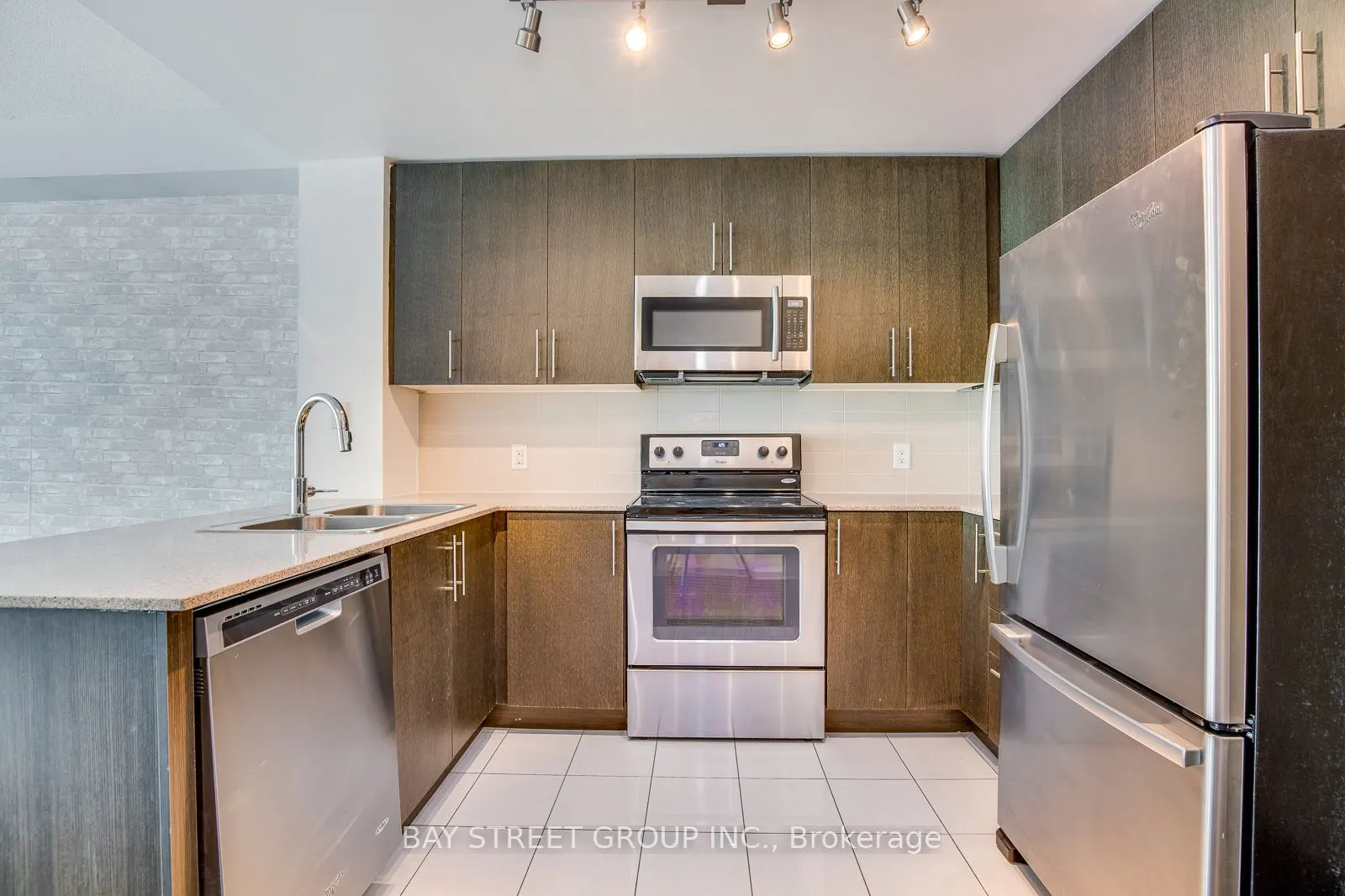 3985 Grand Park Drive, #803