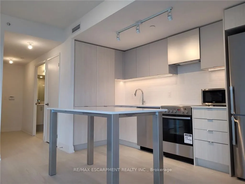 30 GIBBS Road, #2807