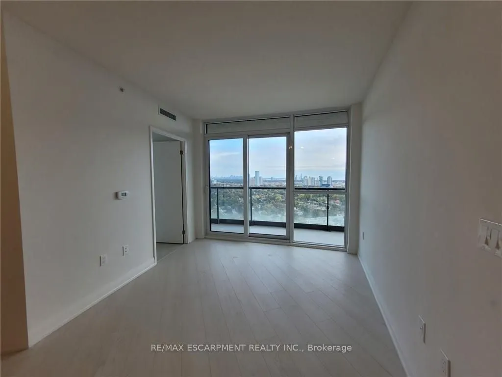 30 GIBBS Road, #2807