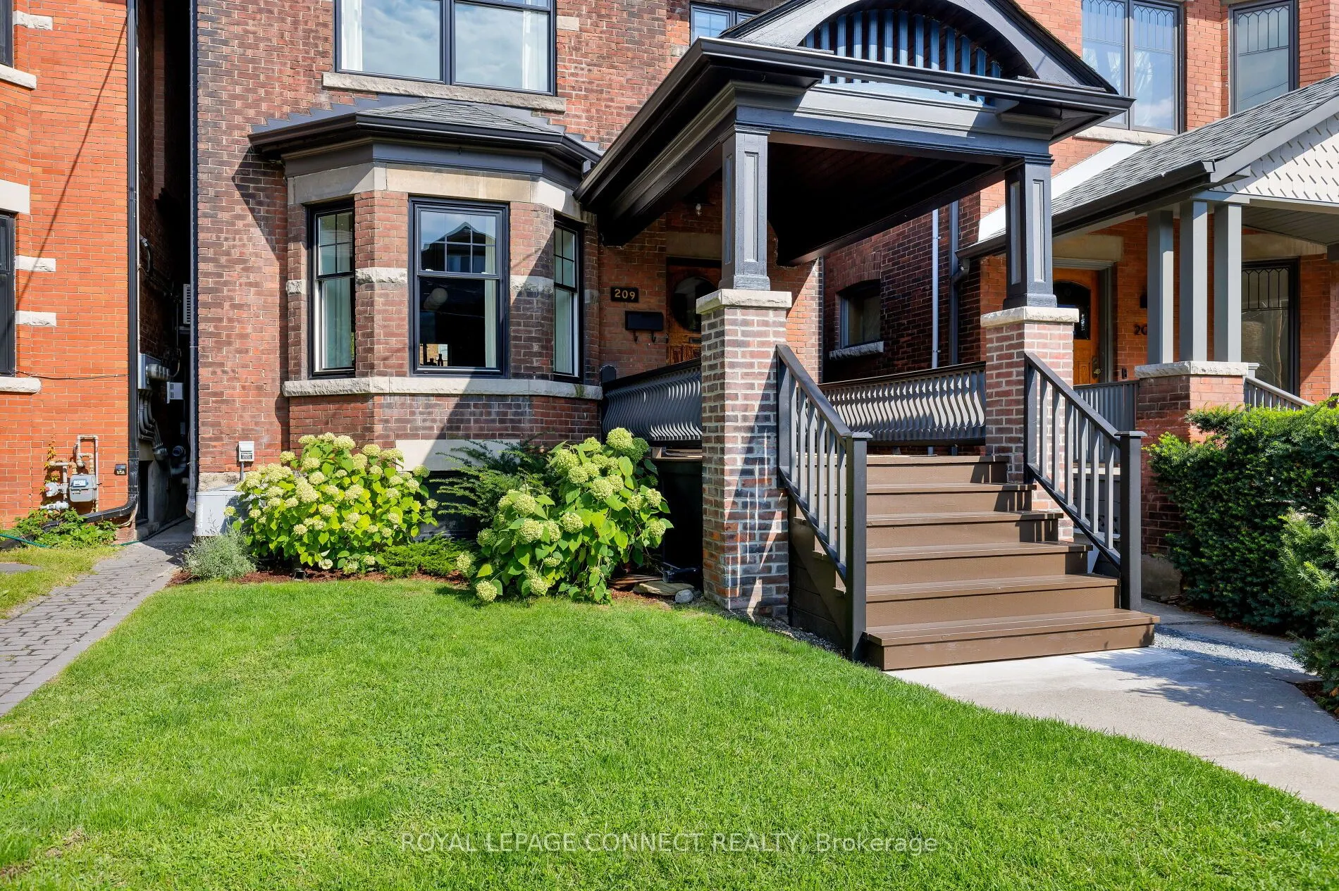 209 Indian Road