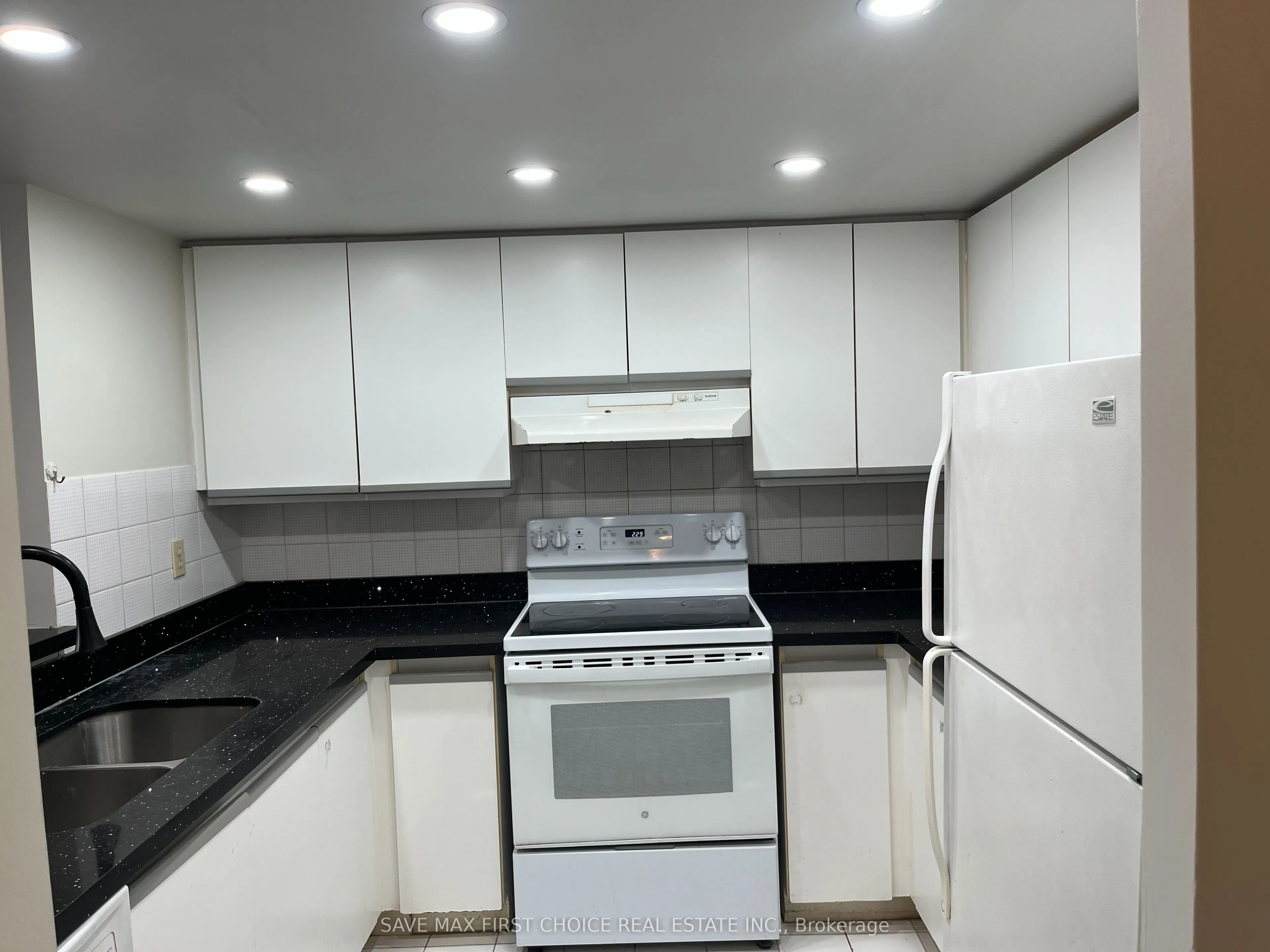 335 Webb Drive, #908