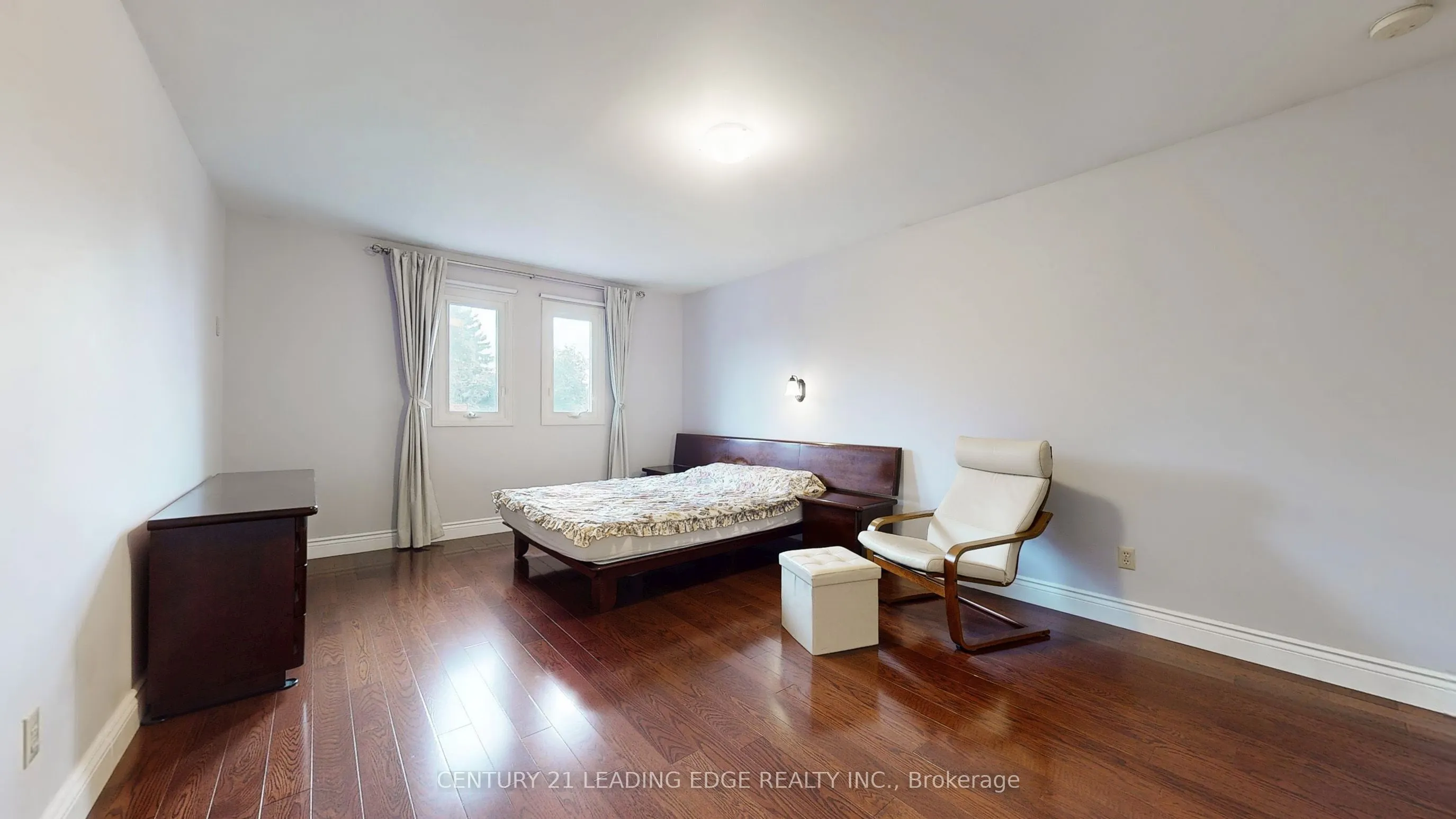 10 VIVALDI Crescent