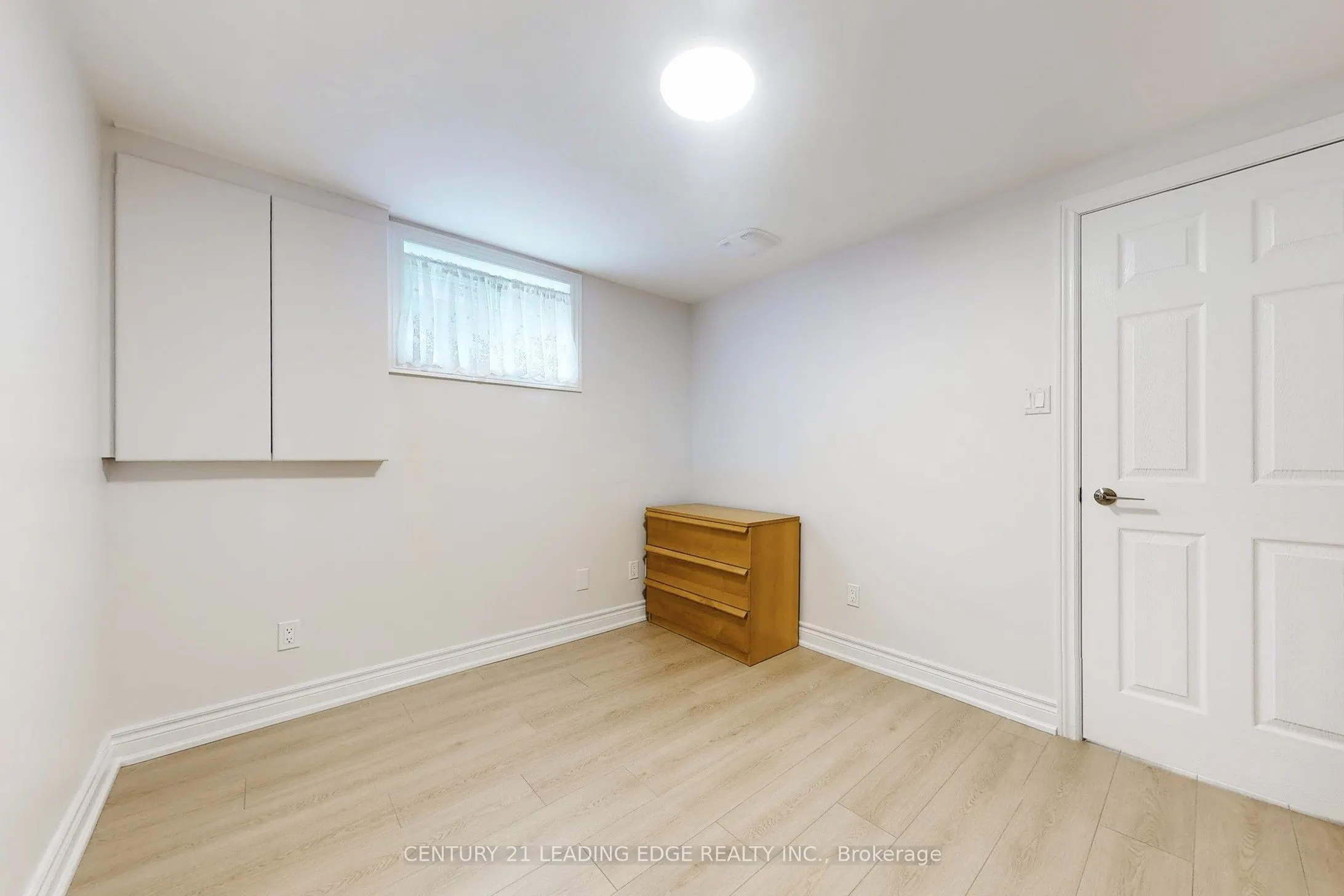10 VIVALDI Crescent