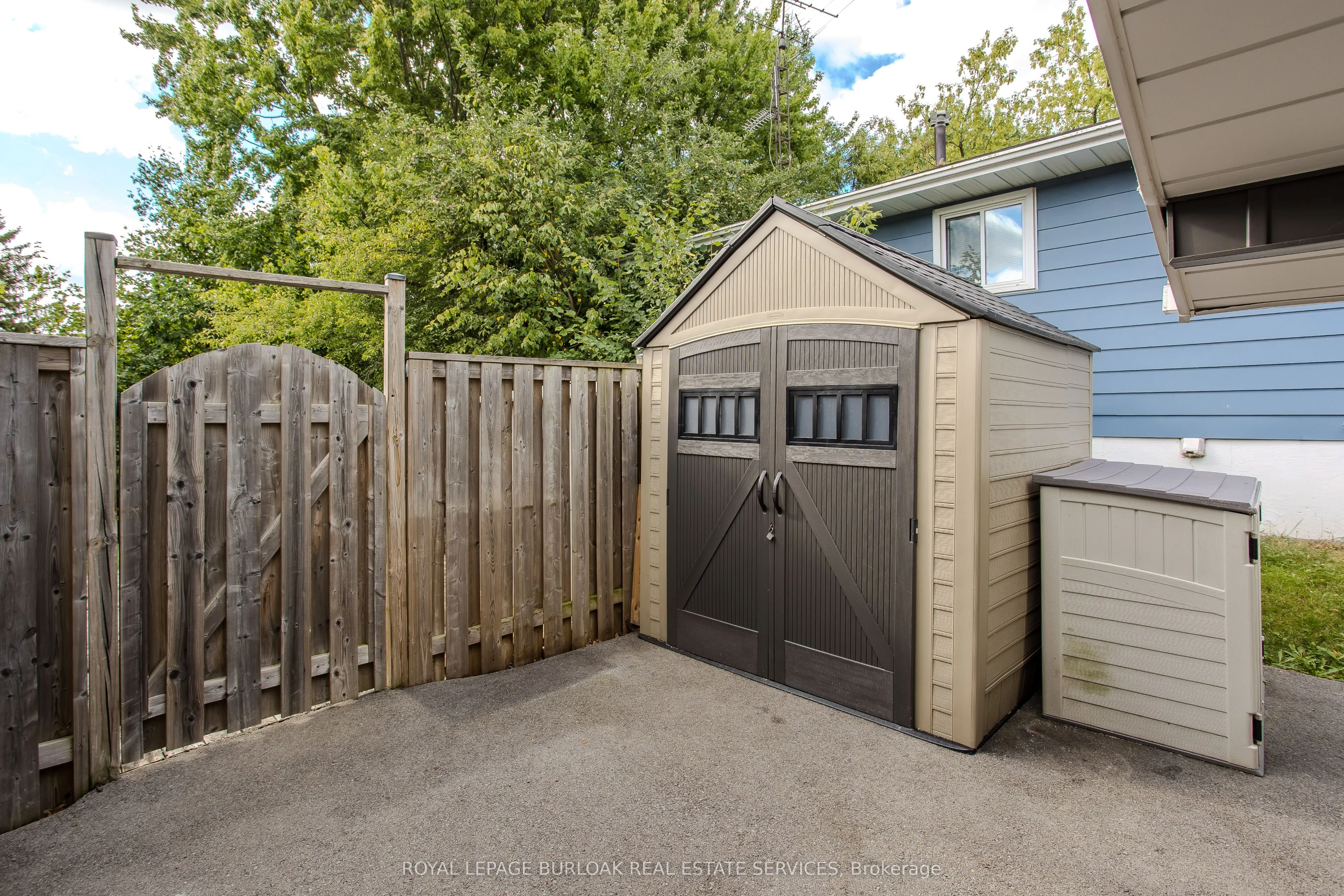 2126 Linmouth Terrace