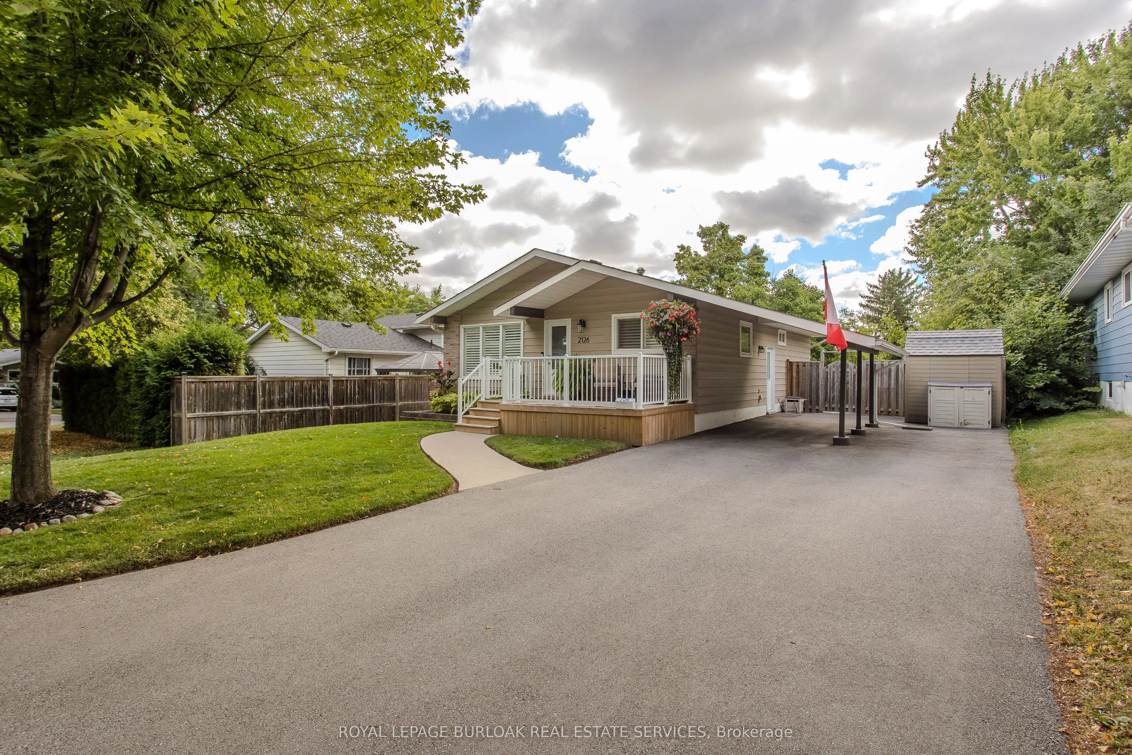 2126 Linmouth Terrace
