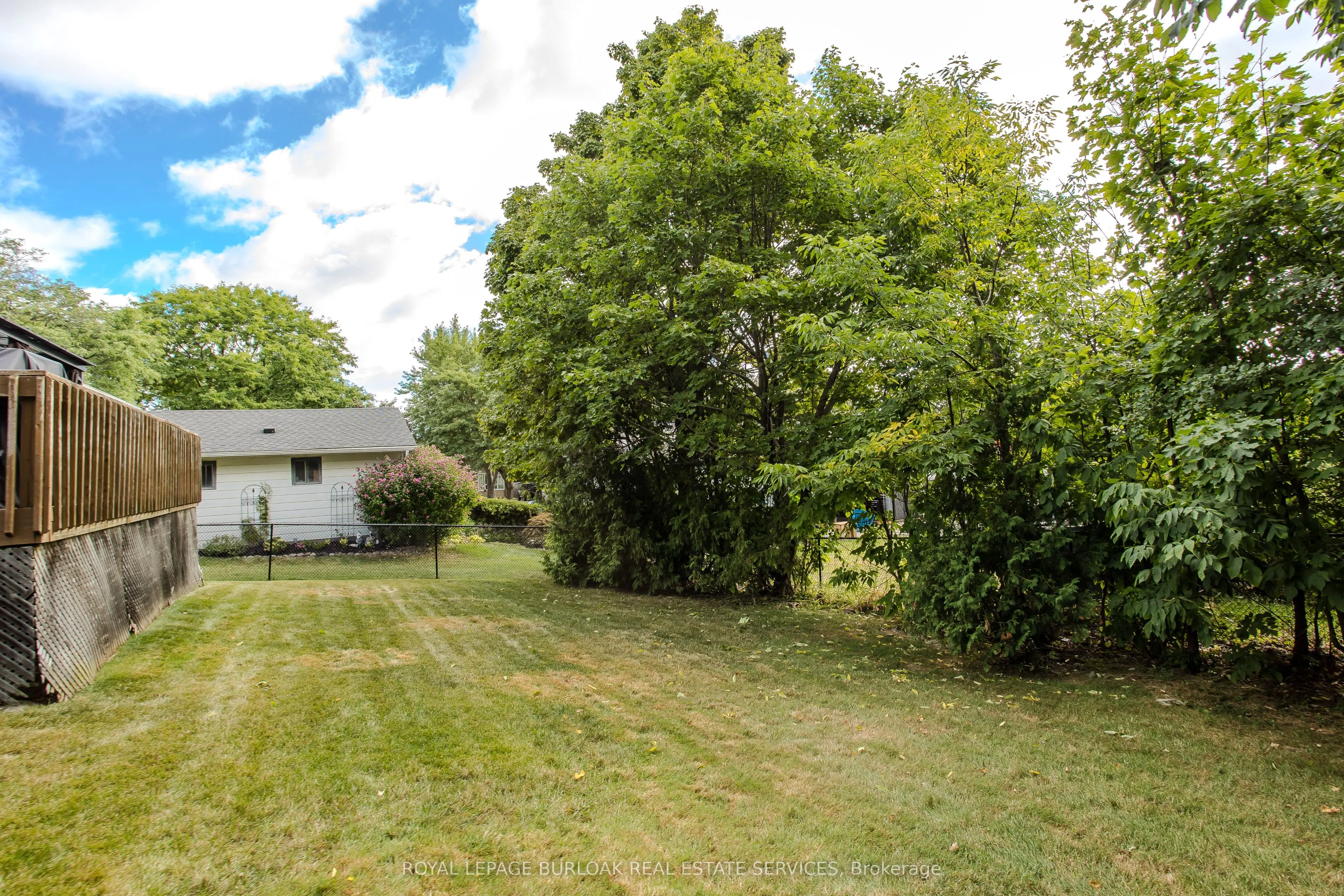 2126 Linmouth Terrace