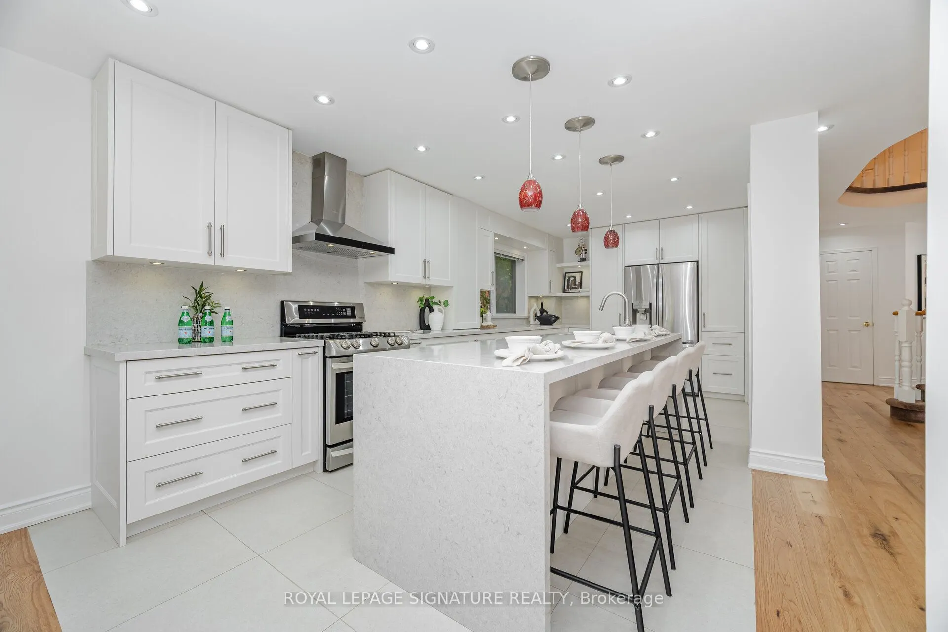 5217 Fallingbrook Drive