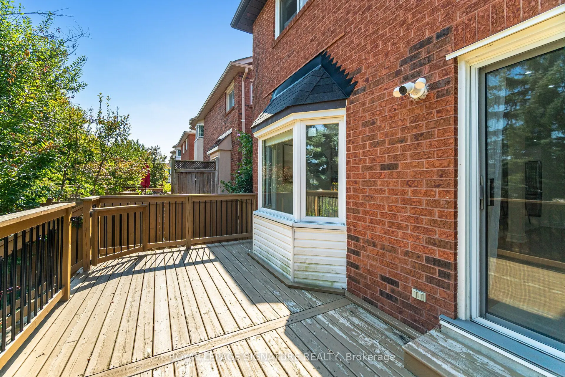 5217 Fallingbrook Drive