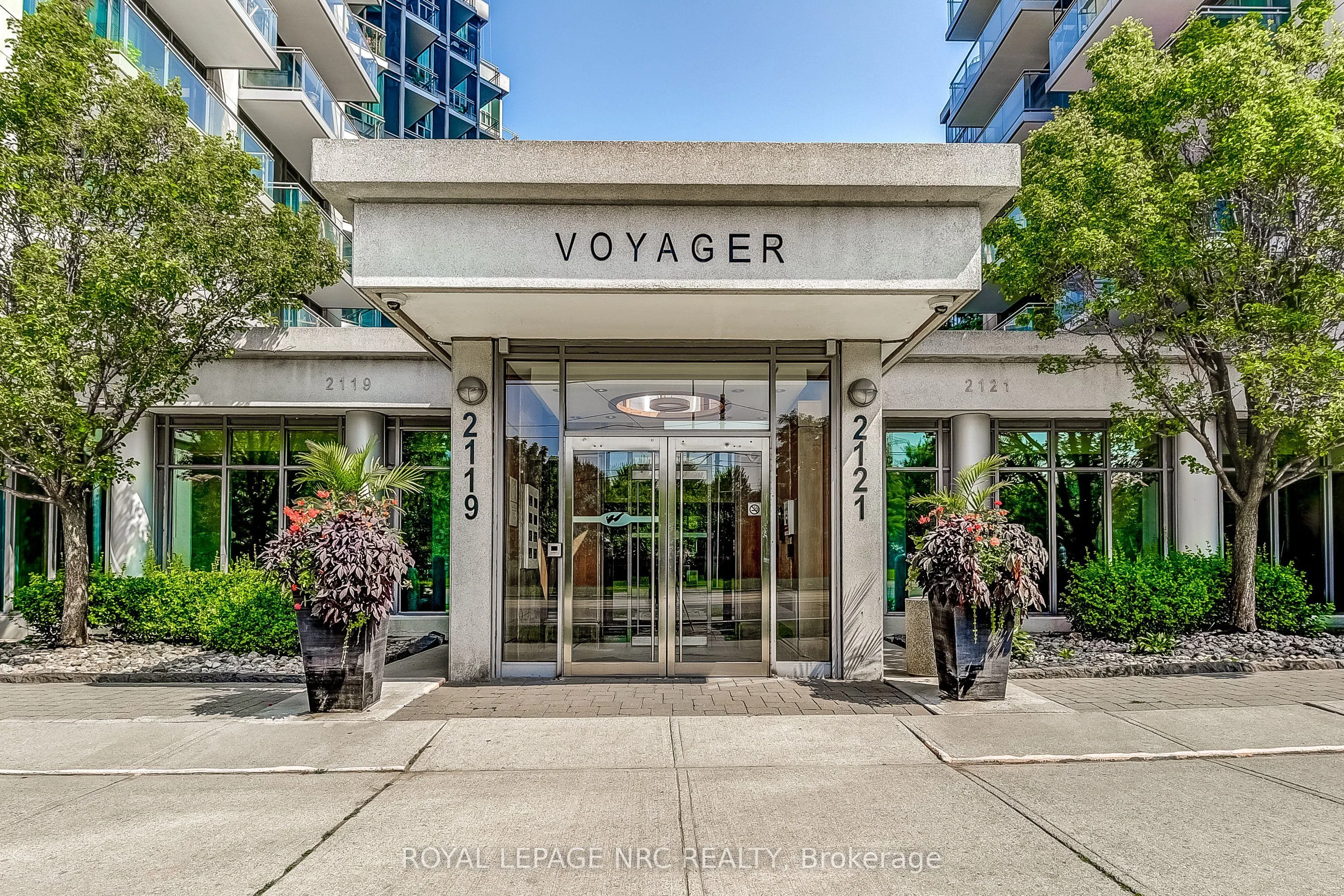 2121 Lakeshore Boulevard W, #1211