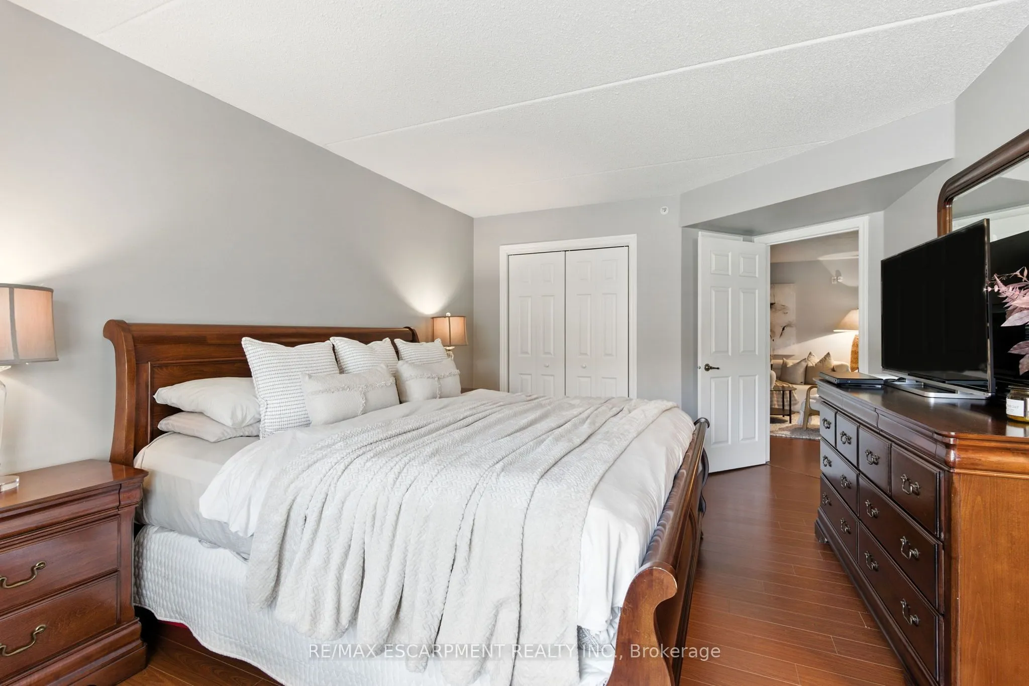 2055 Appleby Line, #110