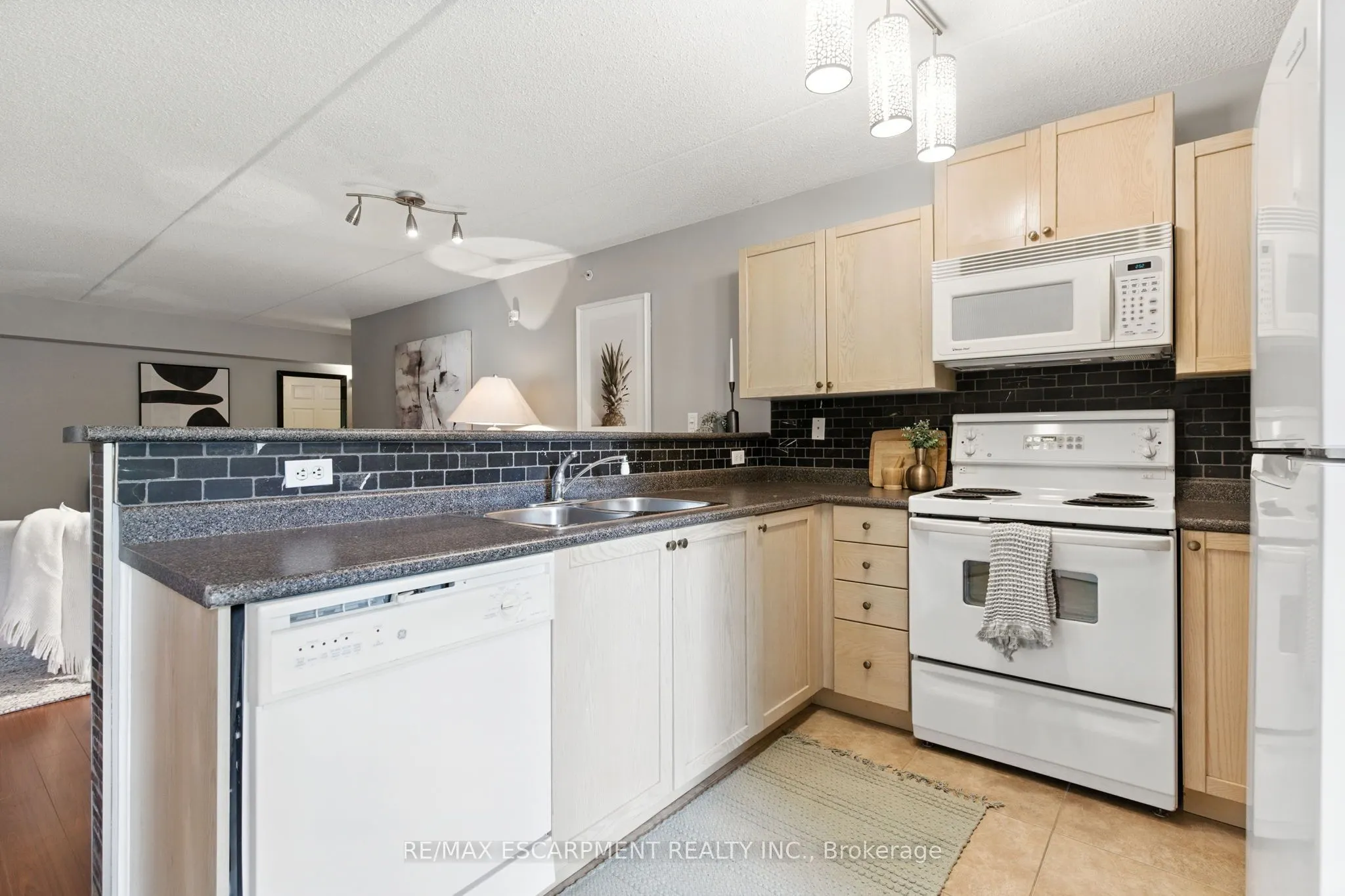 2055 Appleby Line, #110