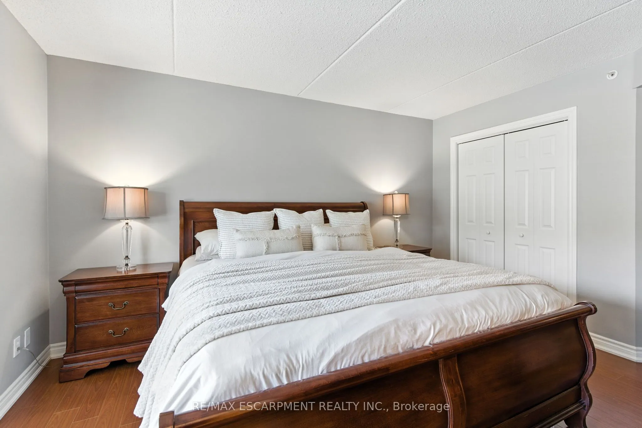 2055 Appleby Line, #110