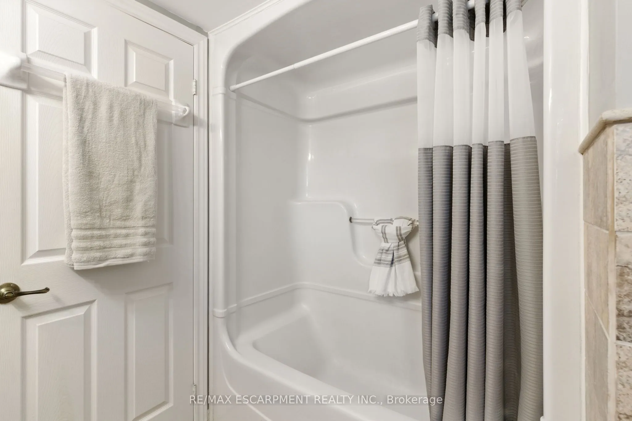 2055 Appleby Line, #110