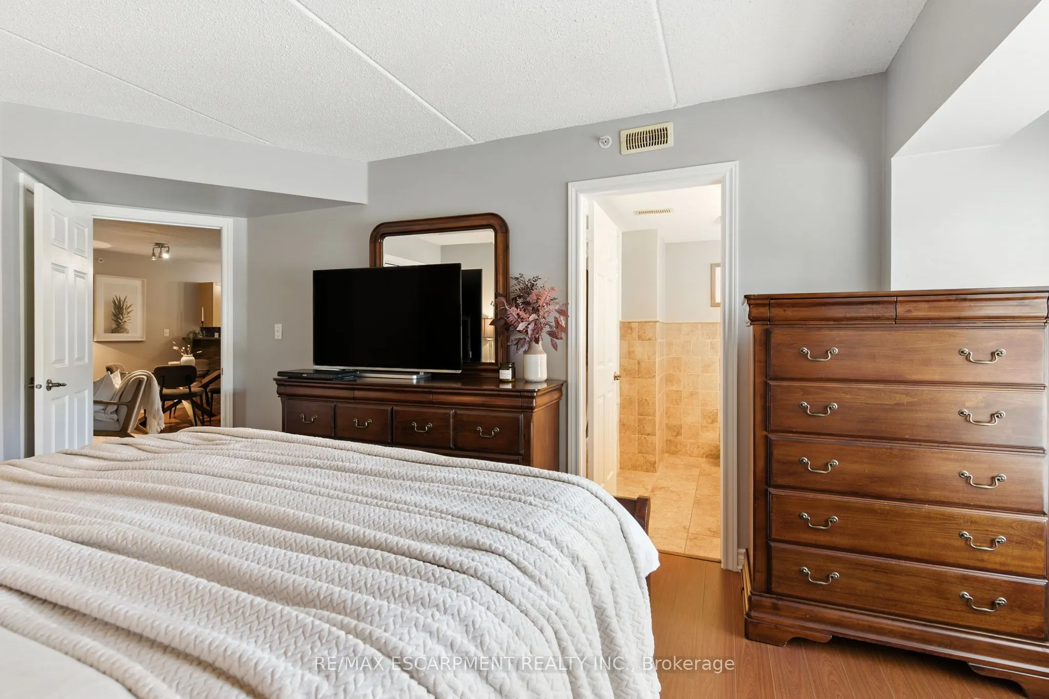 2055 Appleby Line, #110