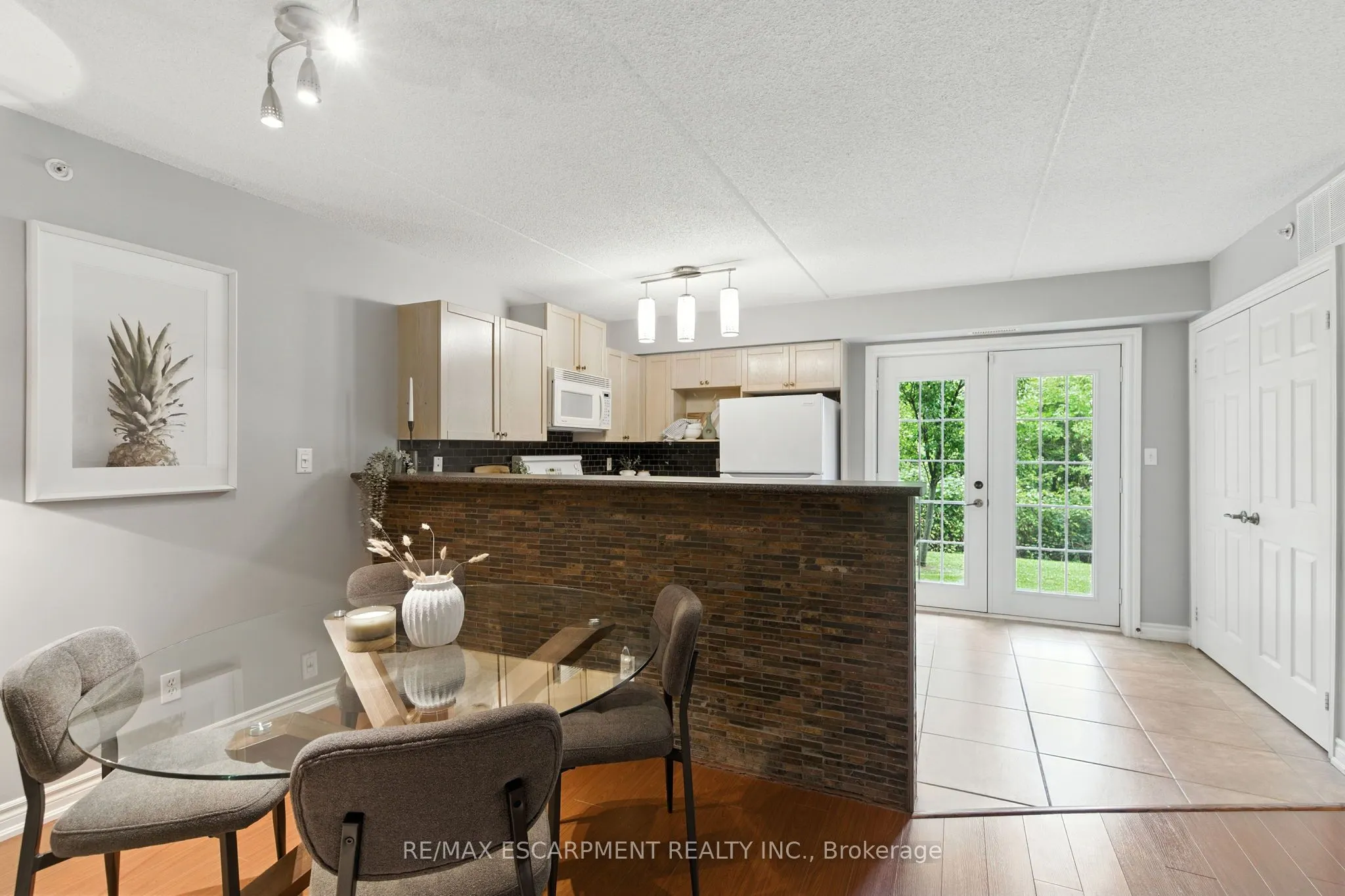 2055 Appleby Line, #110