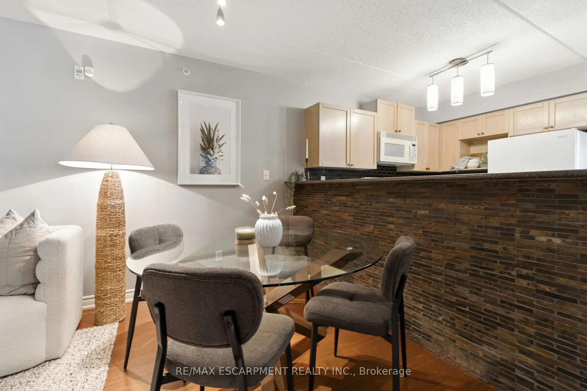 2055 Appleby Line, #110